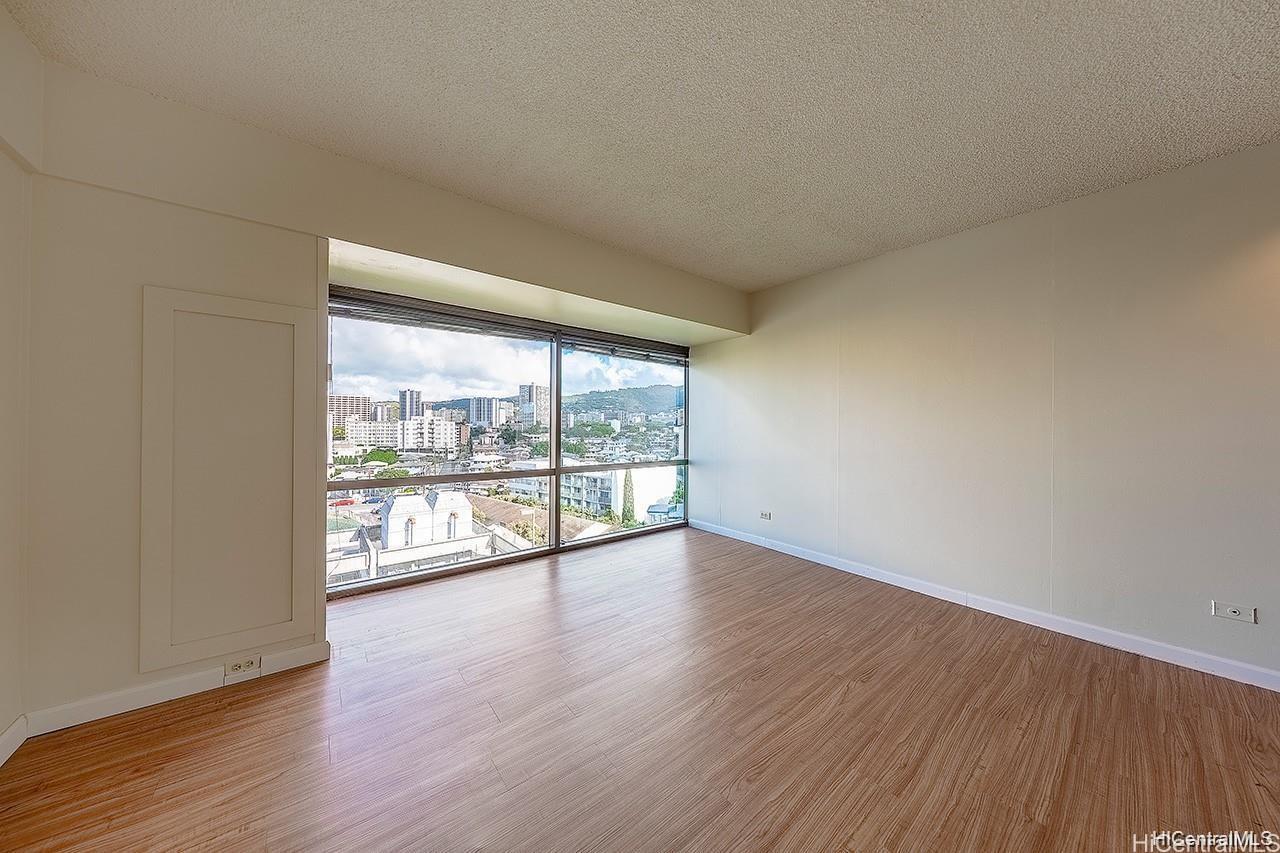 1750 Kalakaua Avenue  Unit 912