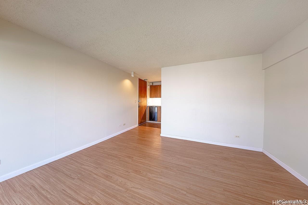1750 Kalakaua Avenue  Unit 912