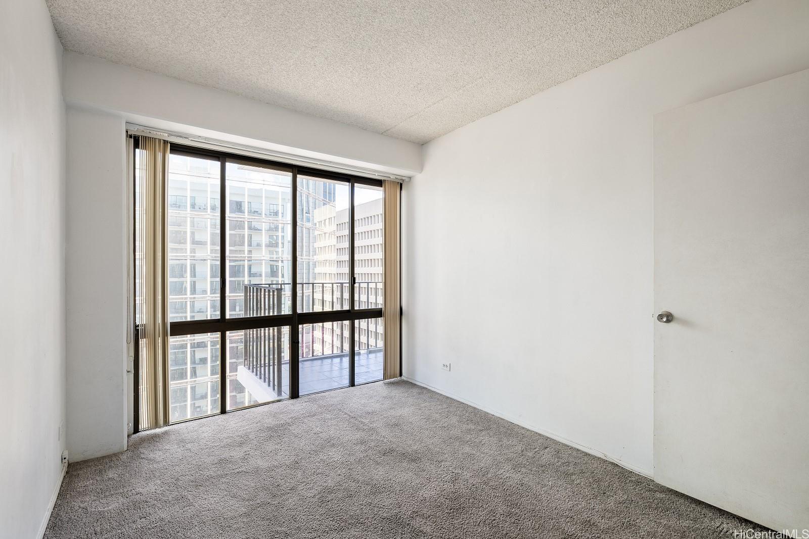 225 Queen Street  Unit 23E