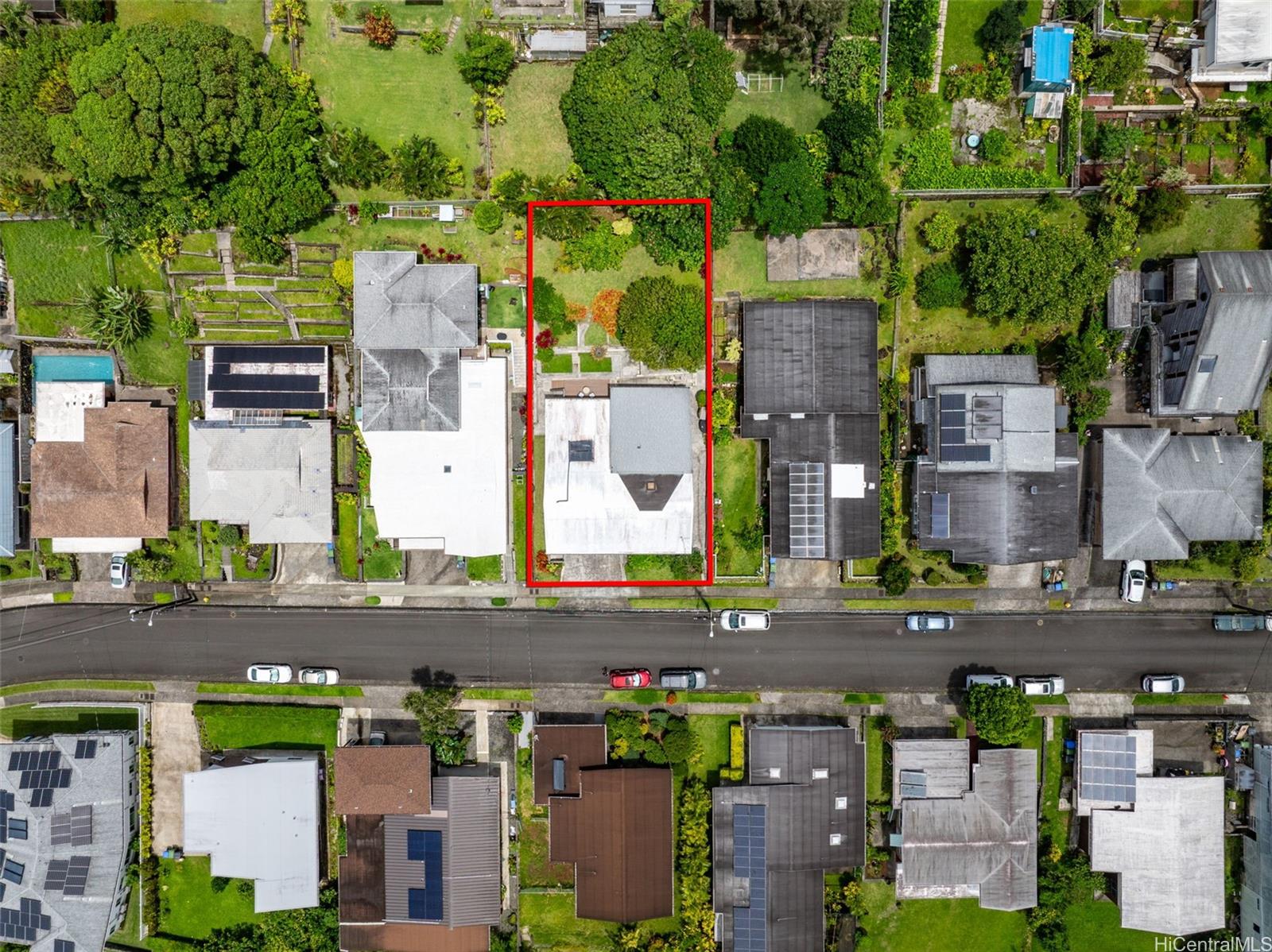 3582 Kumukoa Street 3582 Kumukoa Street