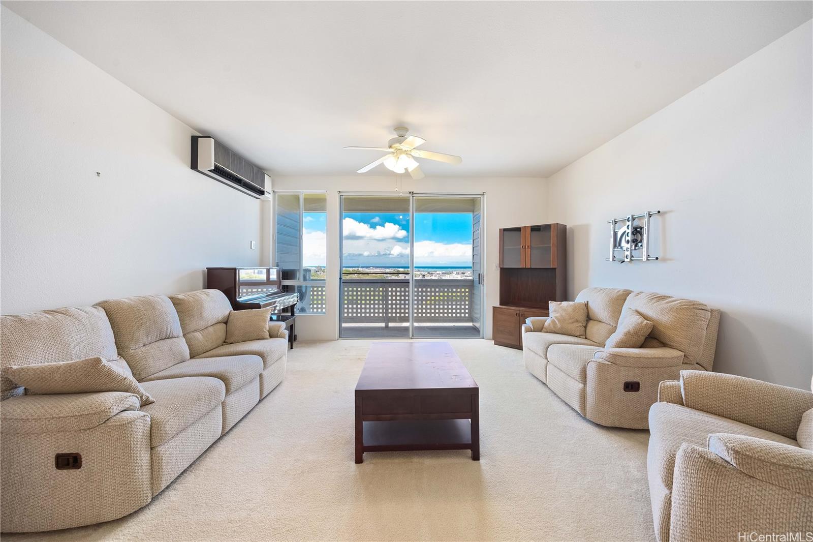 1305 Moanalualani Place 25C