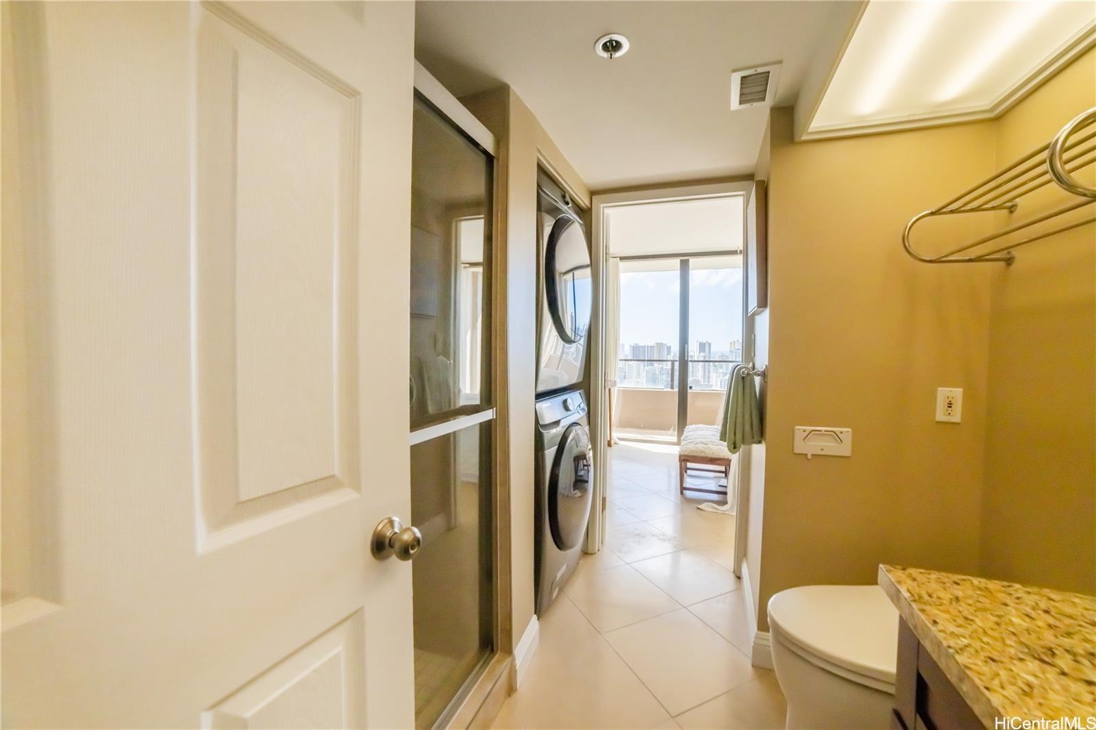 583 Kamoku Street  Unit DH3705