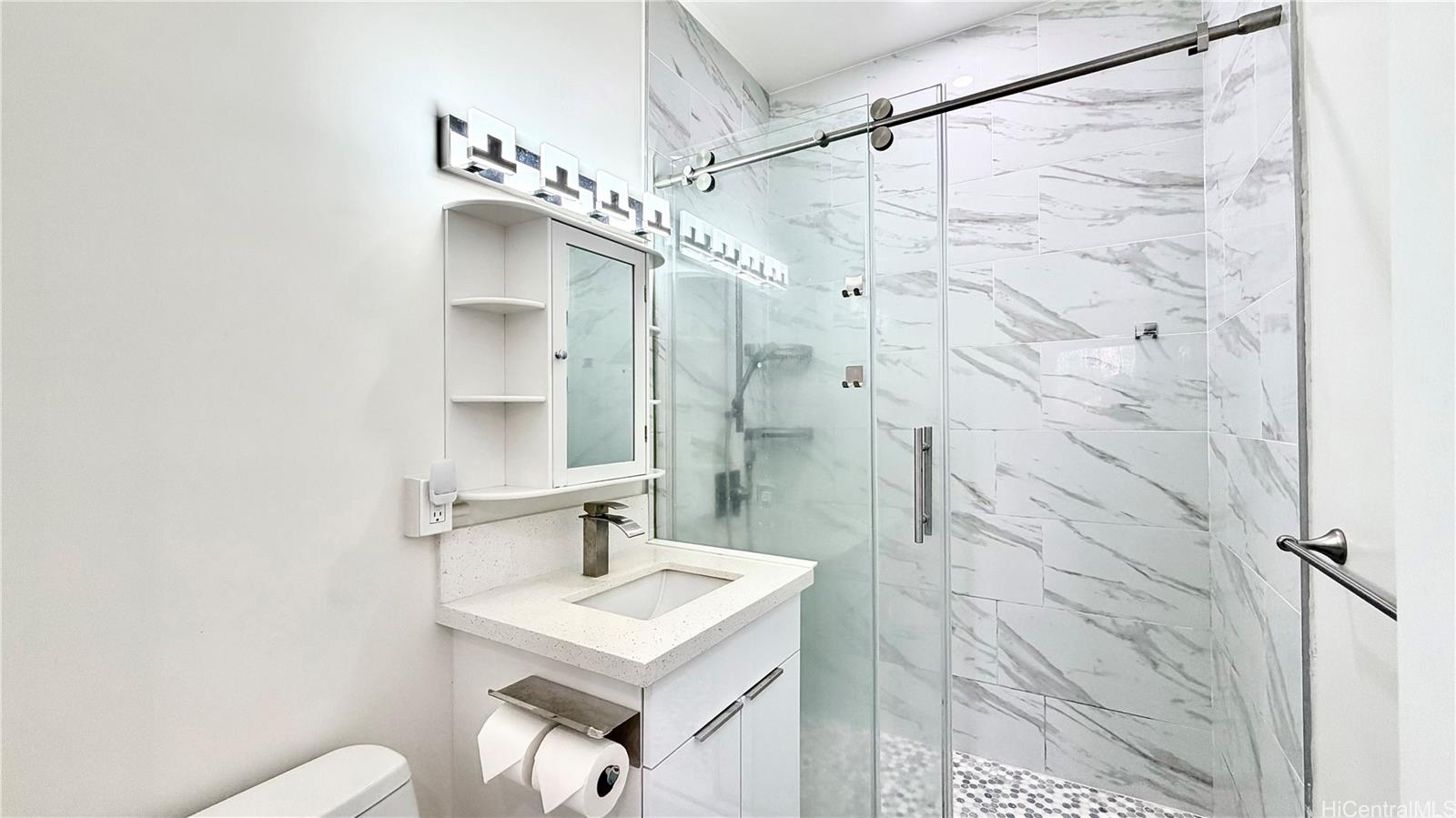 509 University Avenue  Unit 103