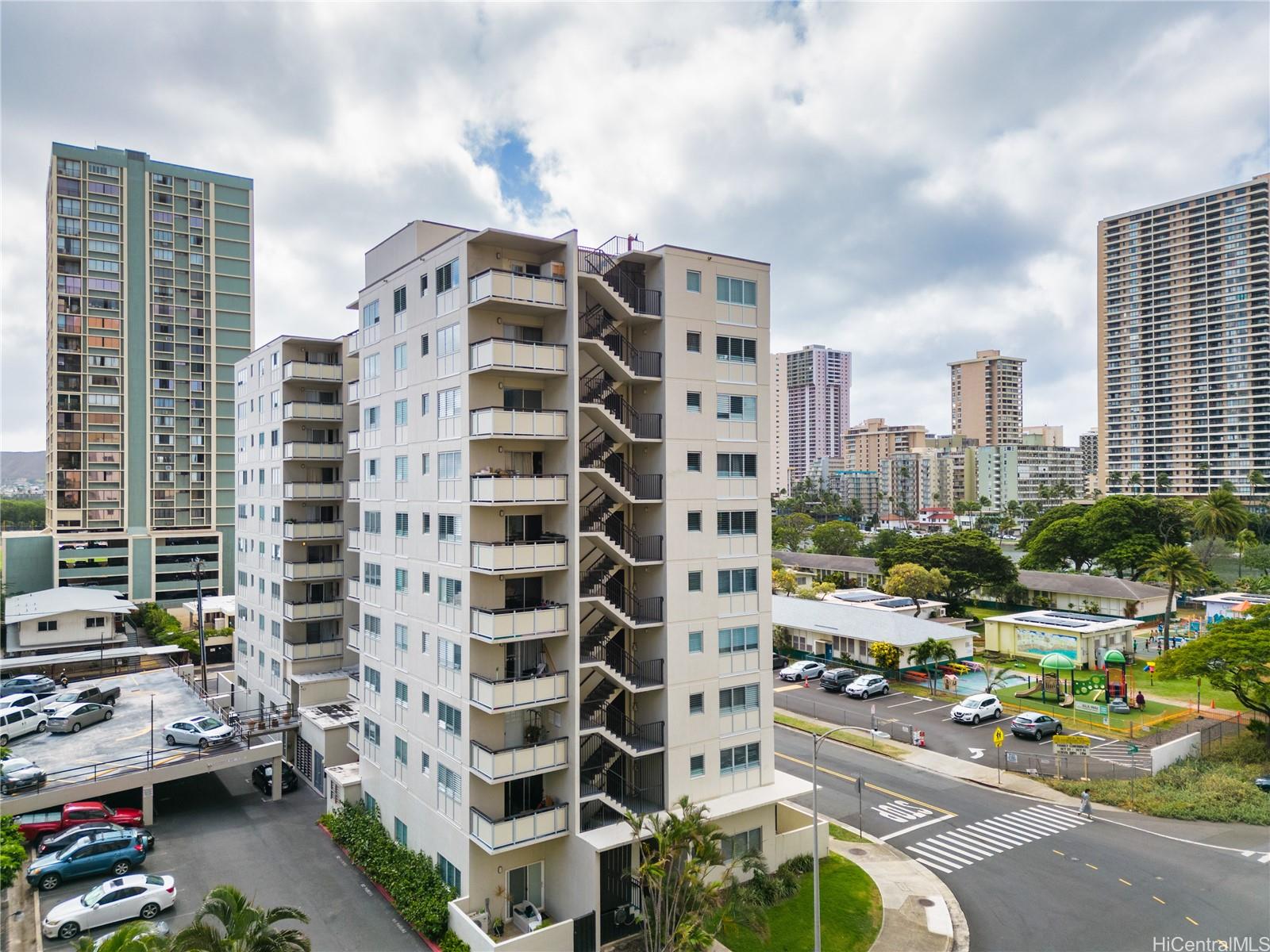 509 University Avenue  Unit 103