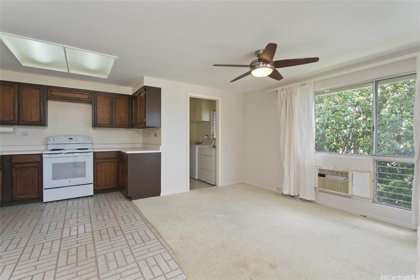Photo 11 of 22