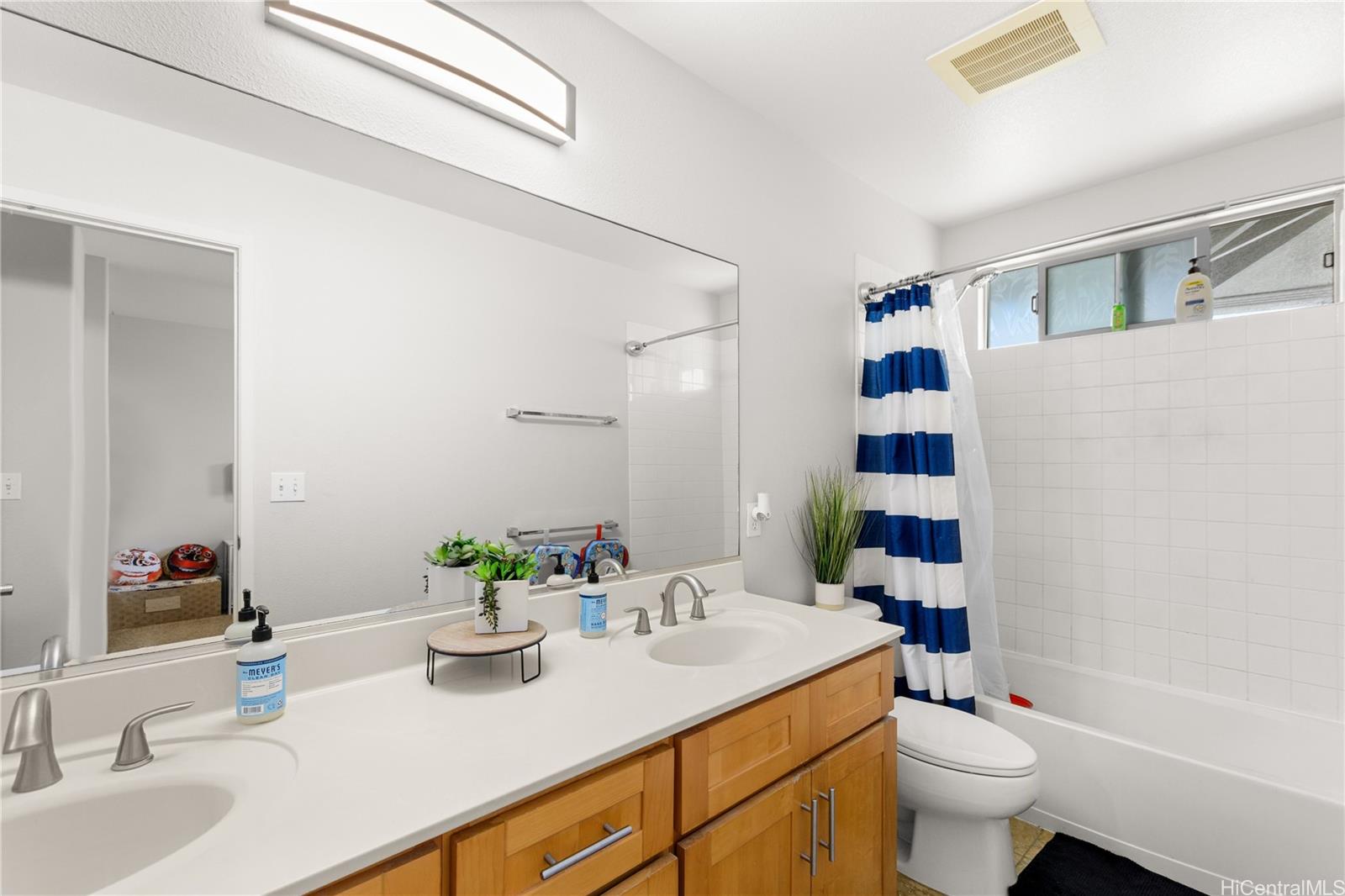 91-1179 Kaiau Avenue  Unit 803