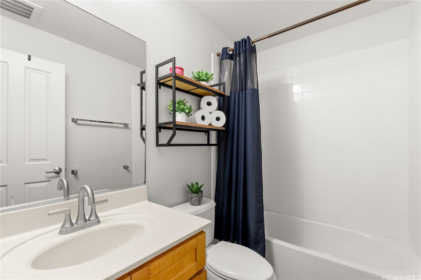 91-1179 Kaiau Avenue  Unit 803