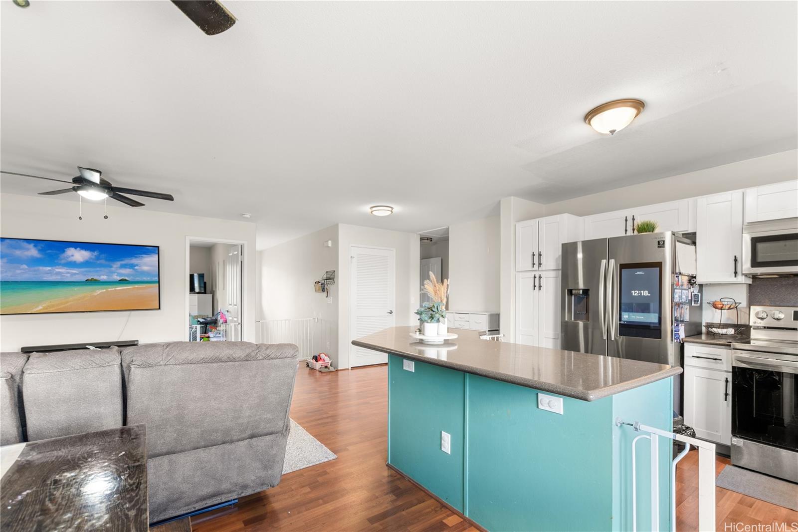 91-1179 Kaiau Avenue  Unit 803