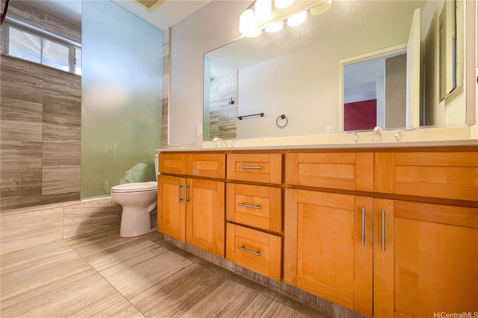 91-1171 Kaiau Avenue  Unit 205