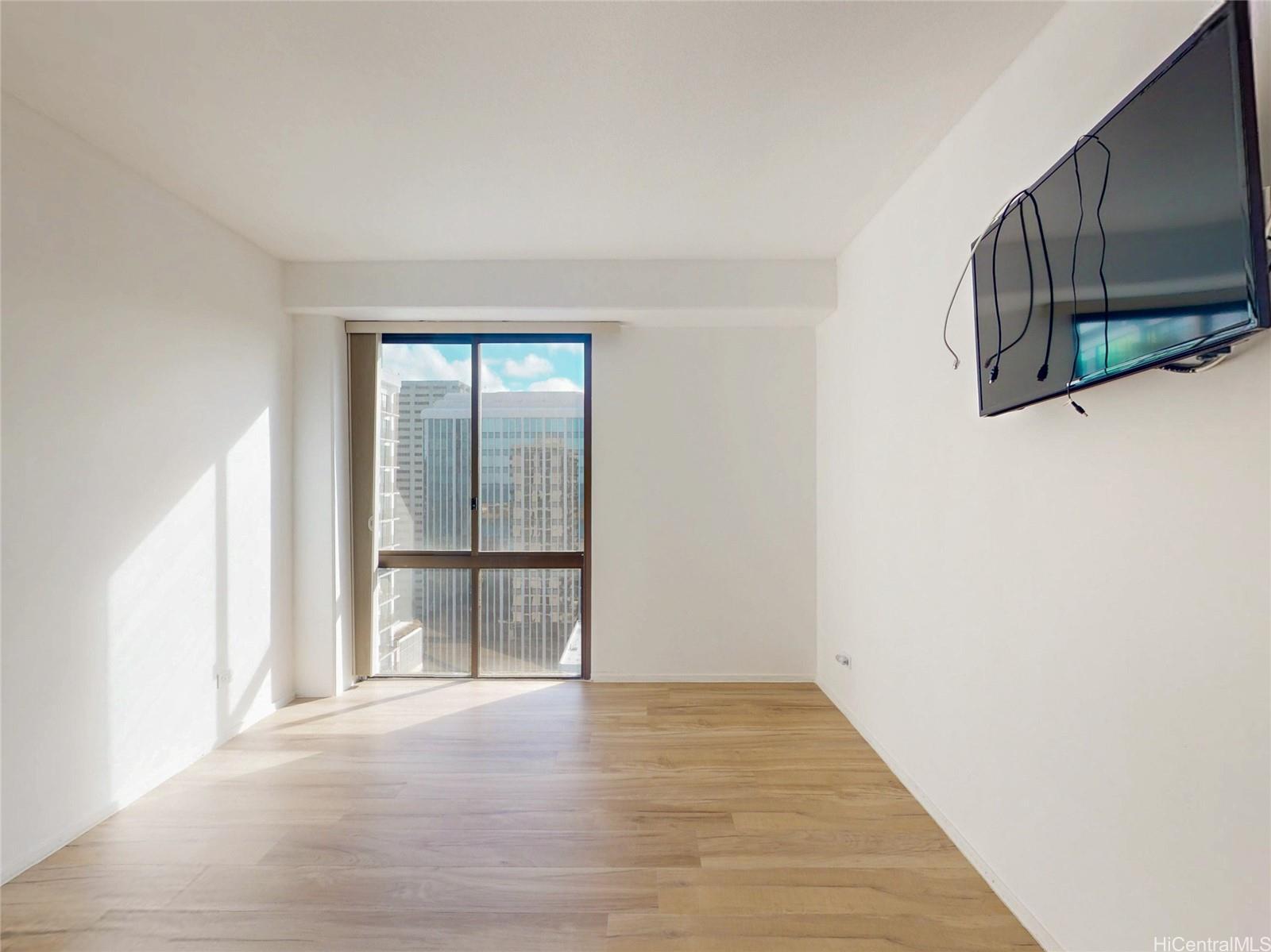 700 Richards Street  Unit 2406