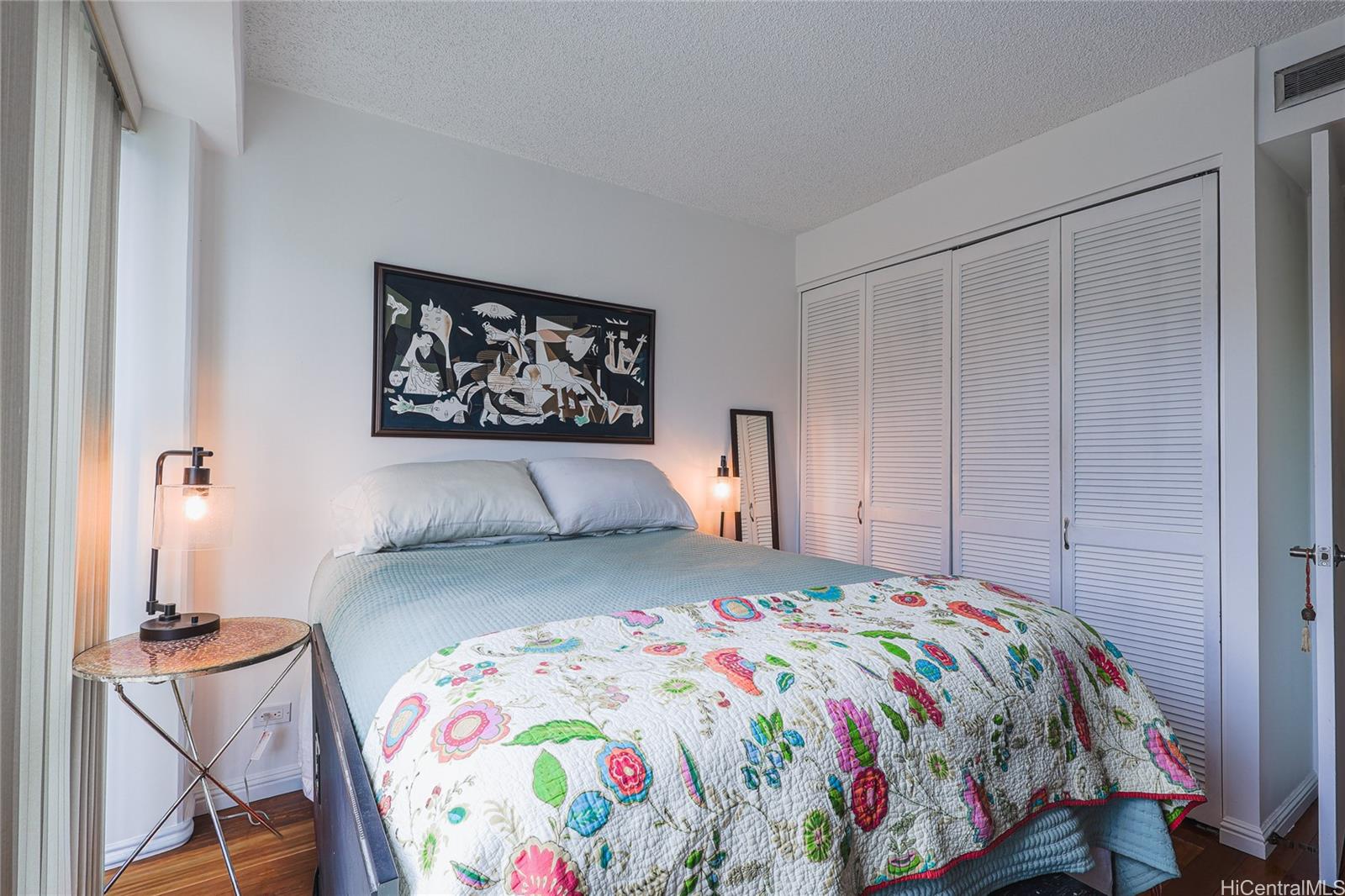 700 Richards Street  Unit 706