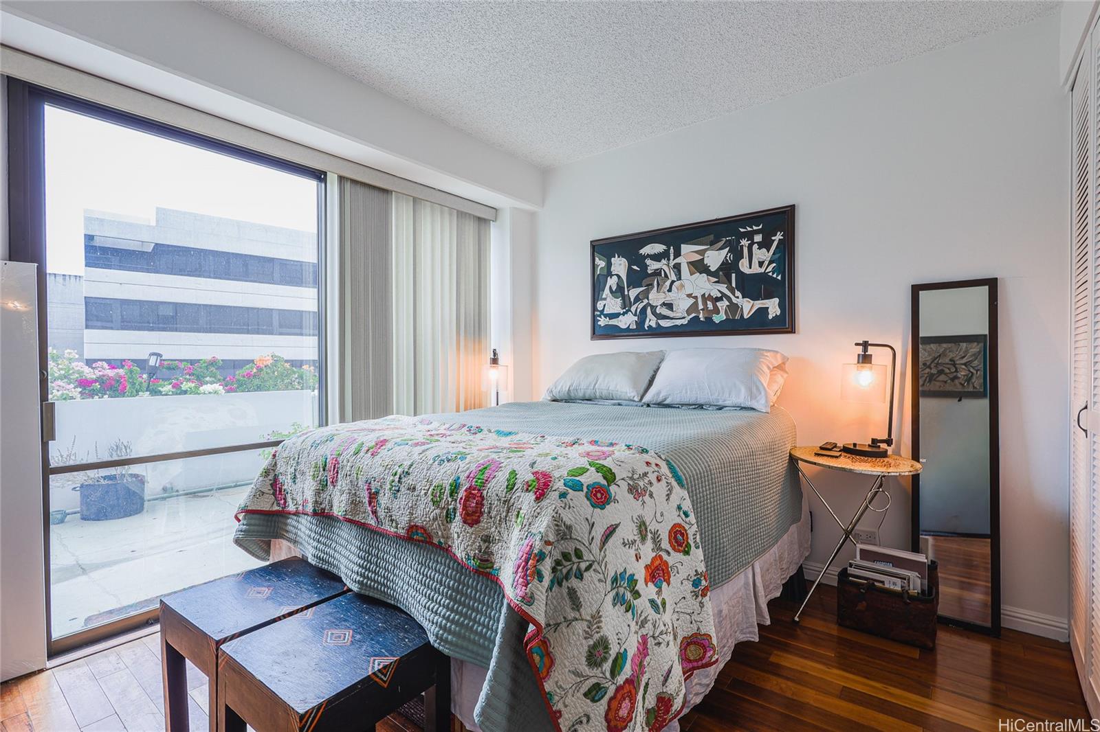 700 Richards Street  Unit 706