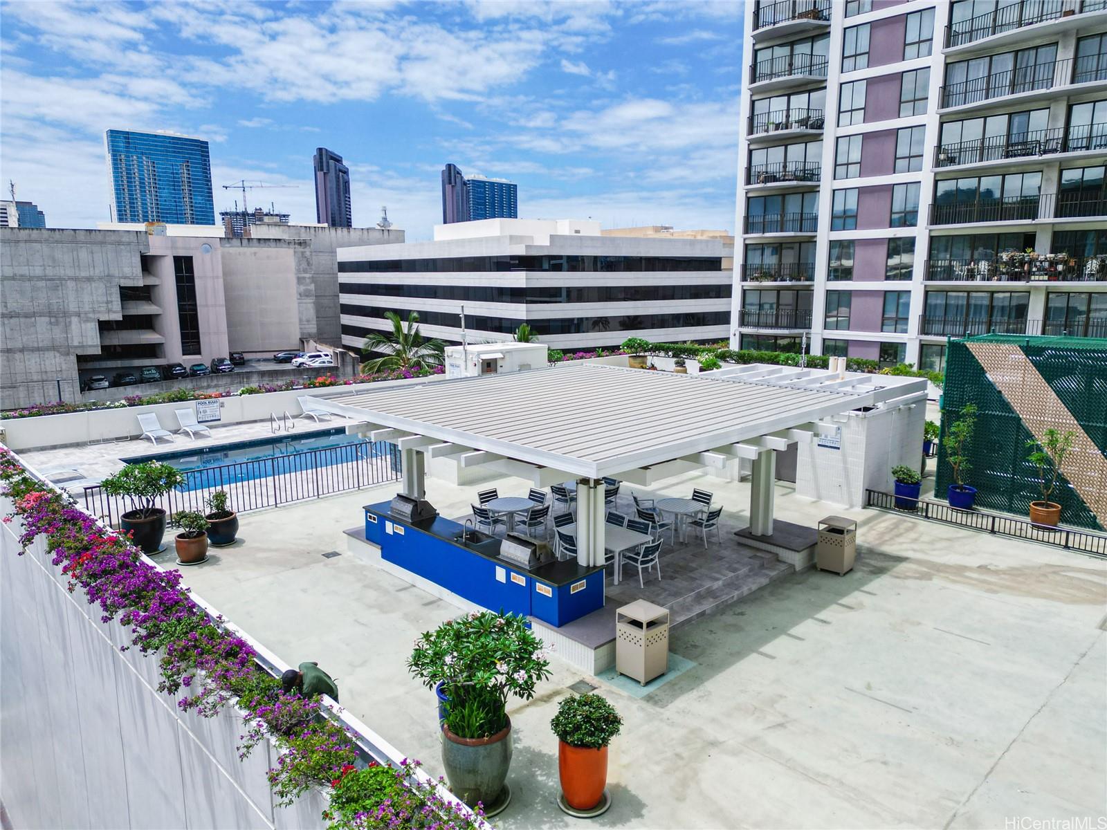 700 Richards Street  Unit 706