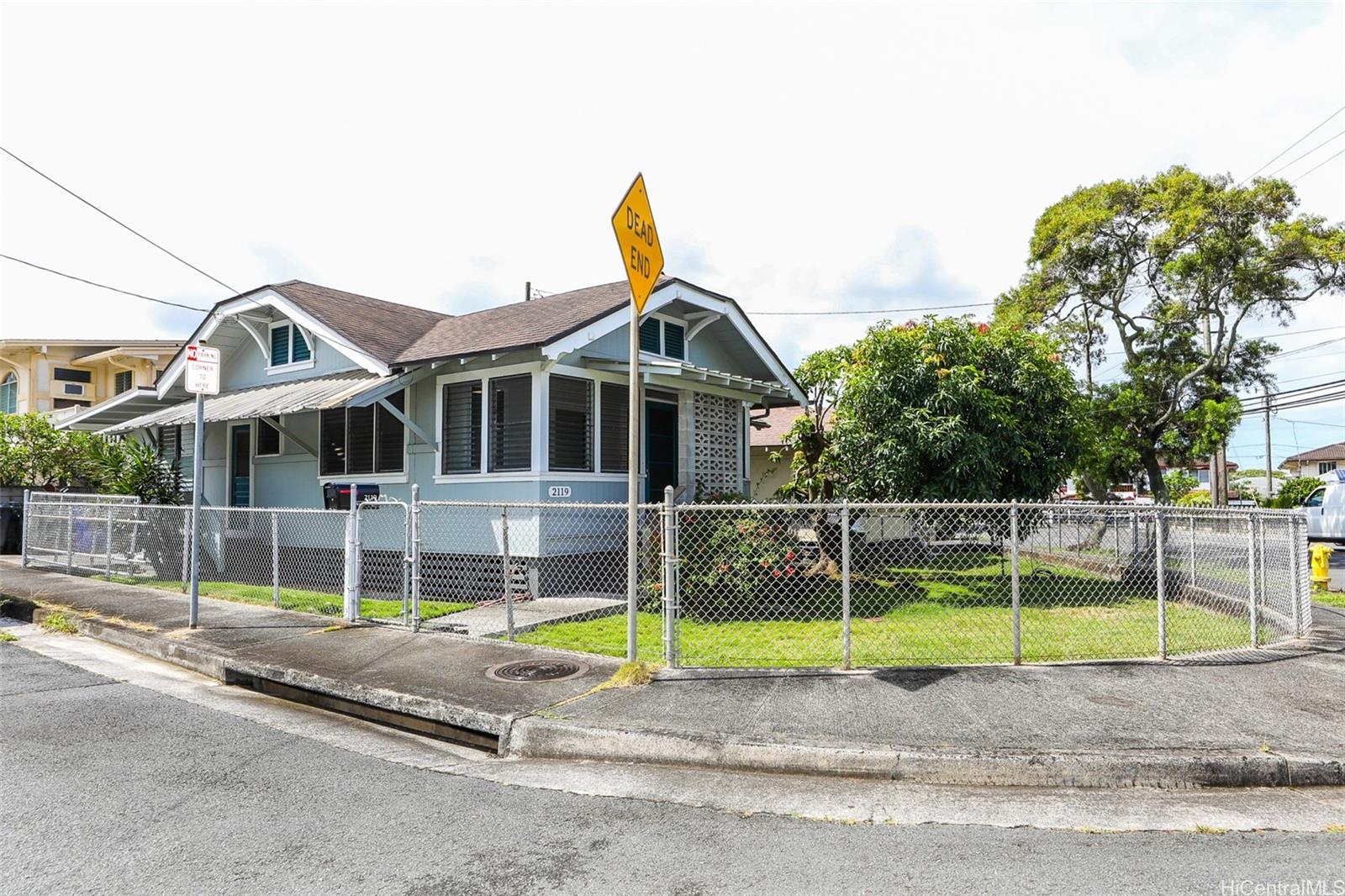 2119 Kalihi Street