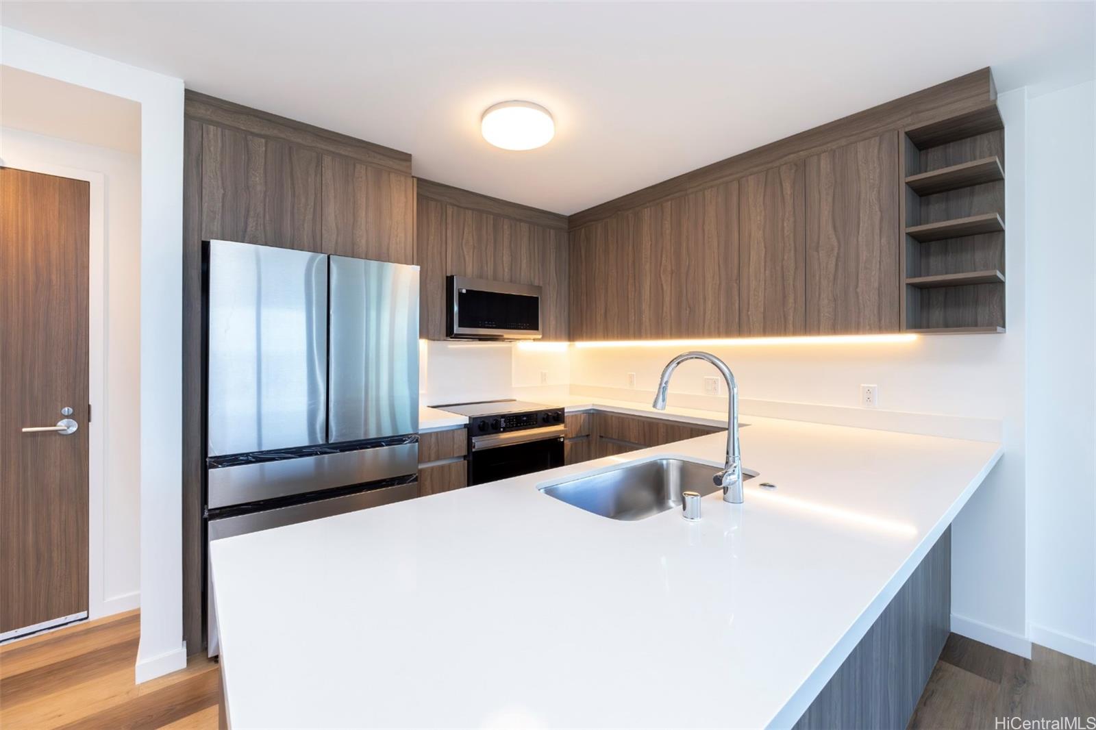 1500 Rycroft Street  Unit 3901R