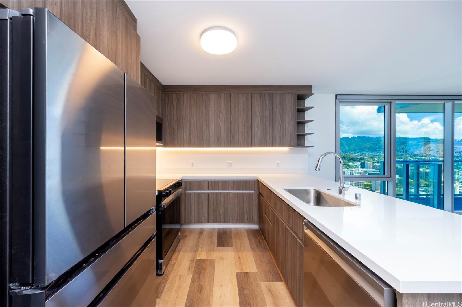 1500 Rycroft Street  Unit 3901R