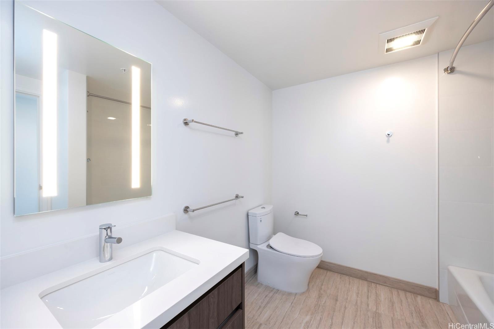 1500 Rycroft Street  Unit 3901R