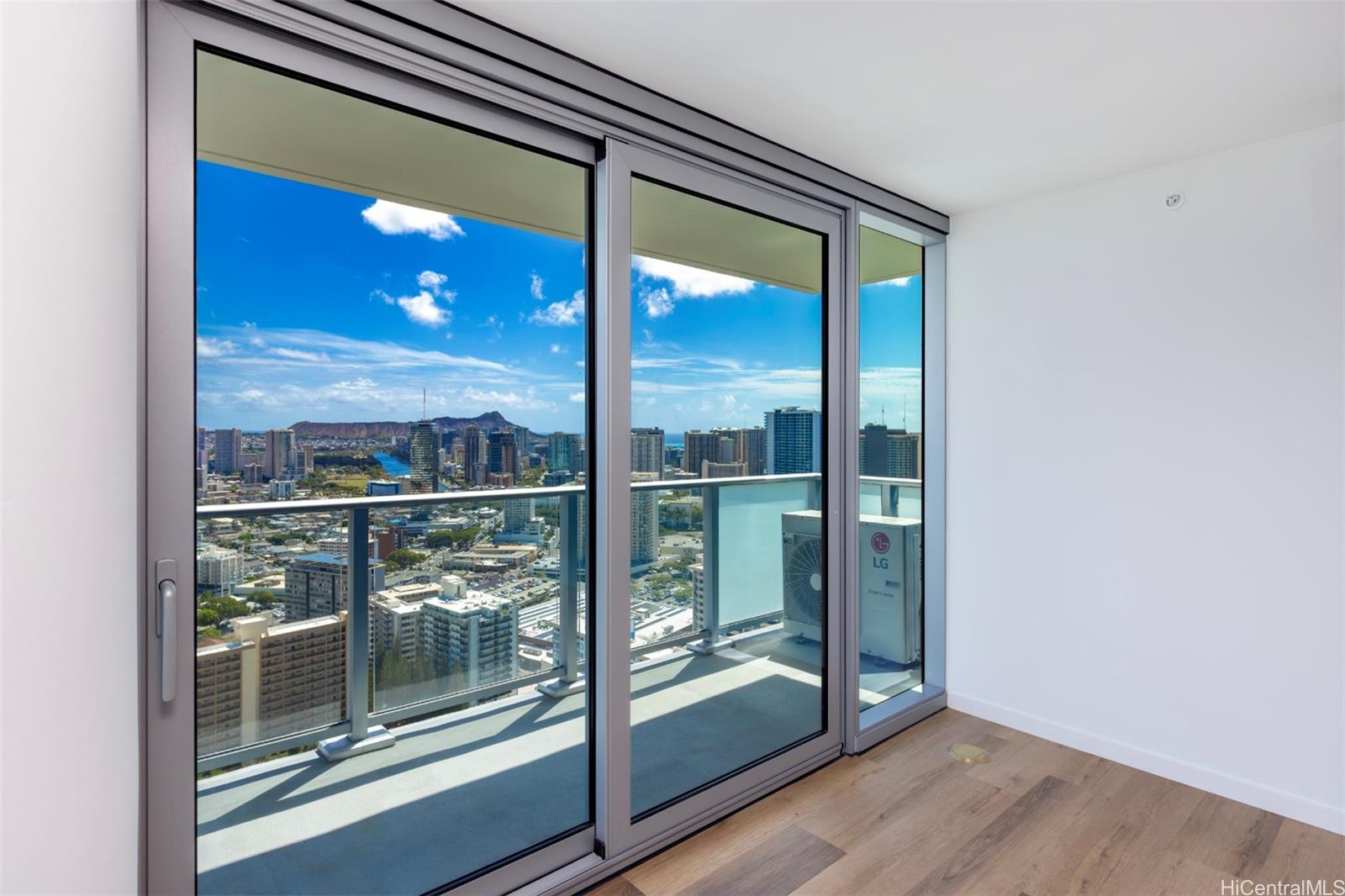1500 Rycroft Street  Unit 3901R