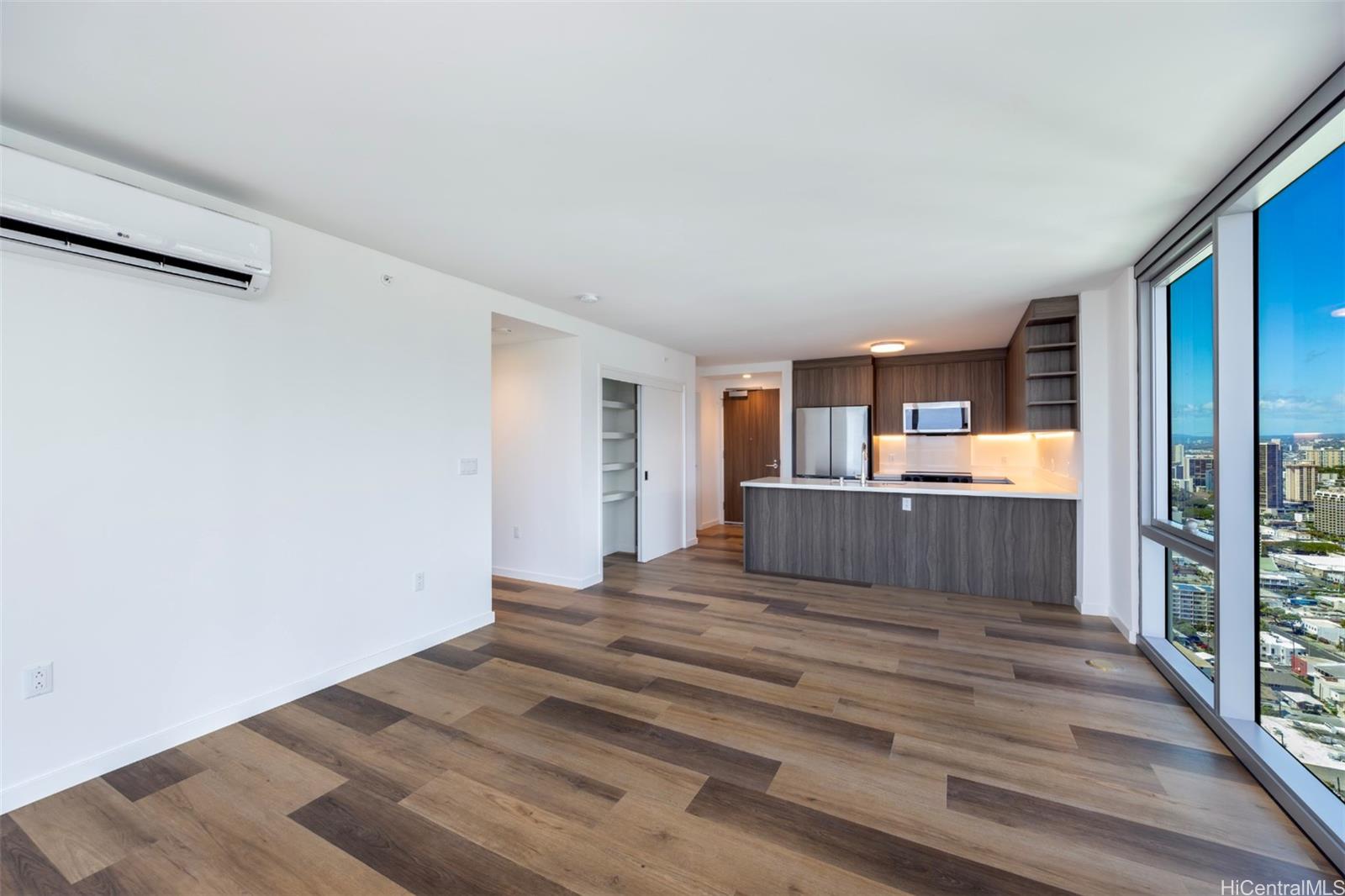 1500 Rycroft Street  Unit 3901R