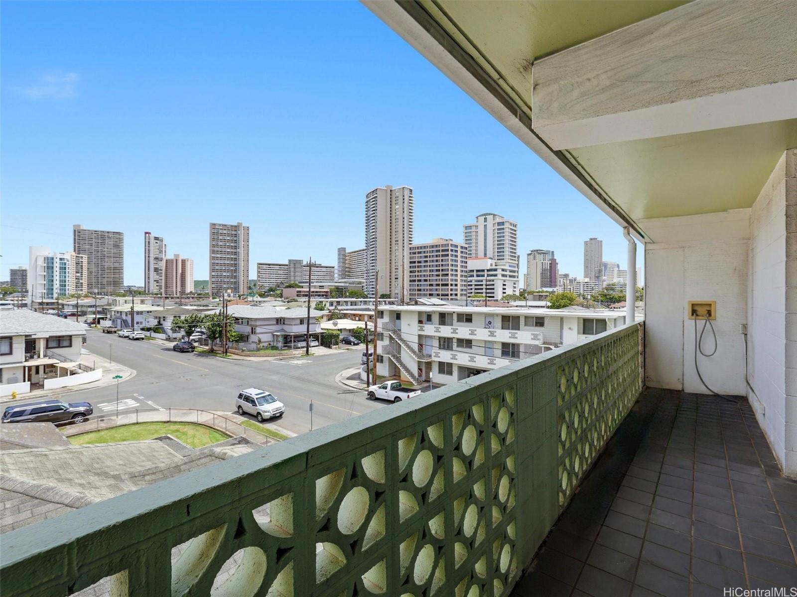 2120 Fern Street  Unit 302