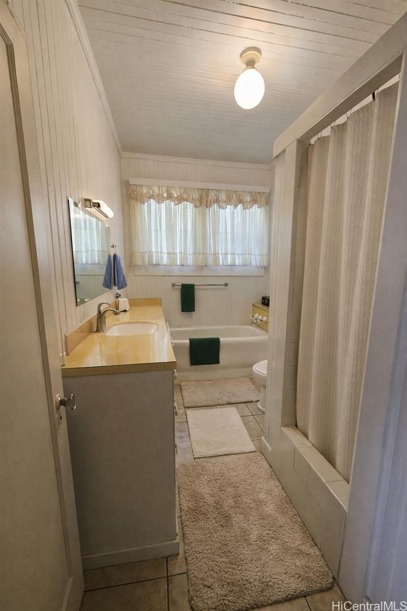 Photo 8 of 23
