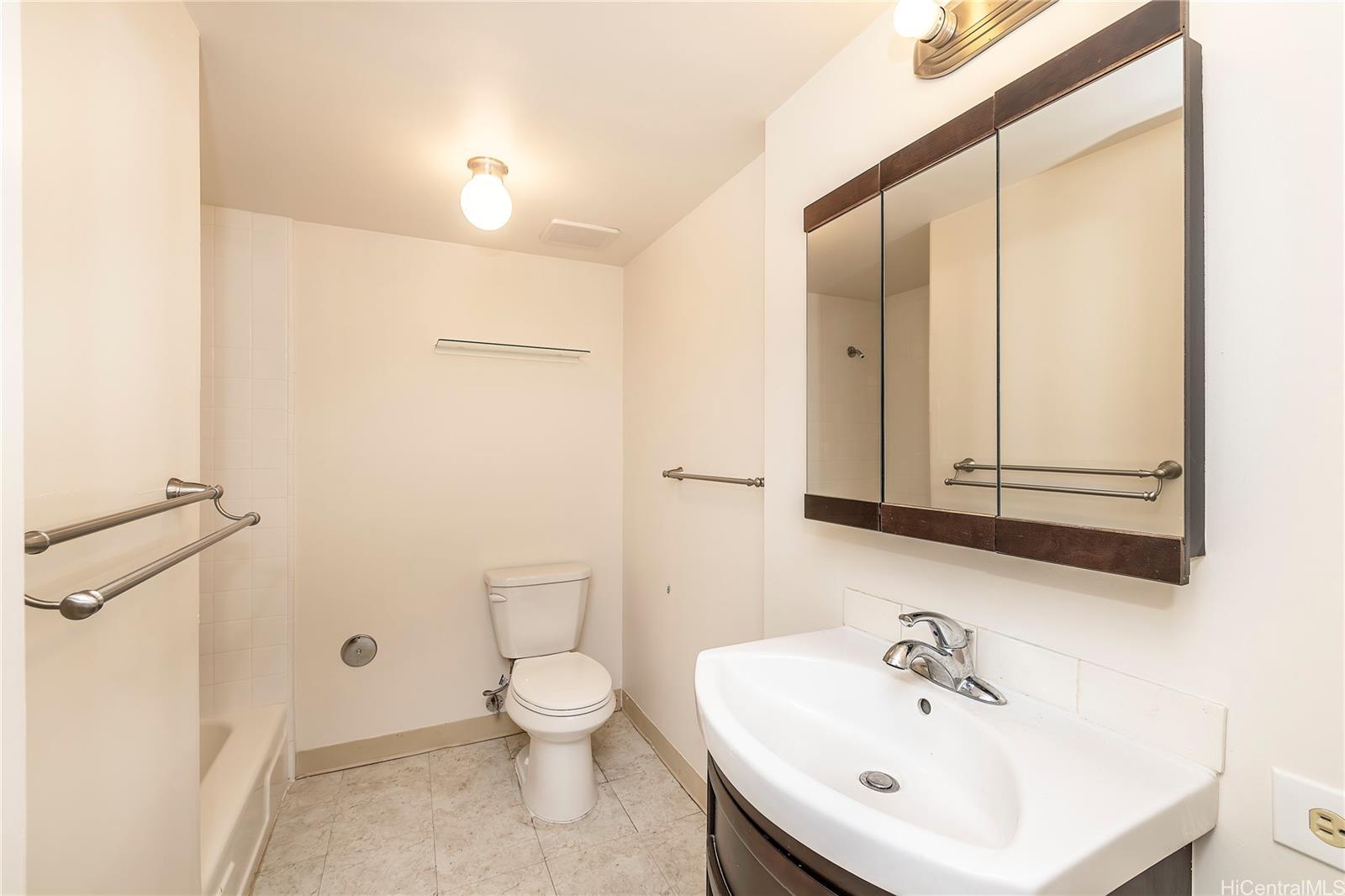 3350 Sierra Drive  Unit 305