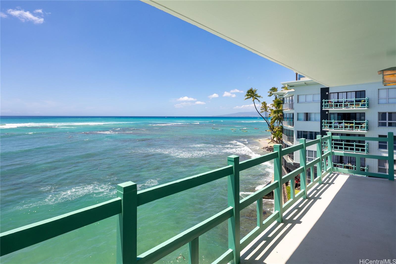 2957 Kalakaua Avenue  Unit 418