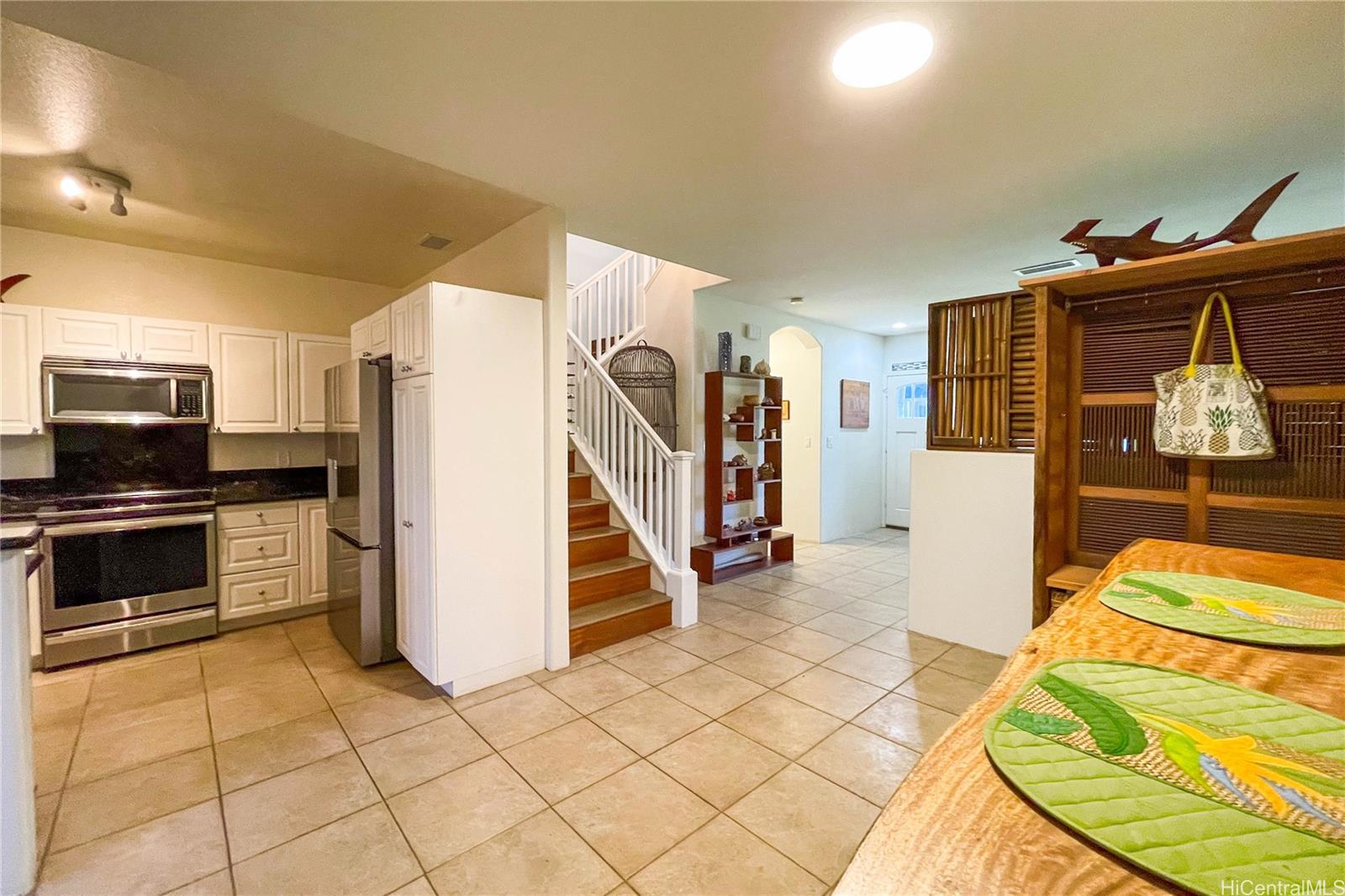 91-1020 Kaipalaoa Street 6402