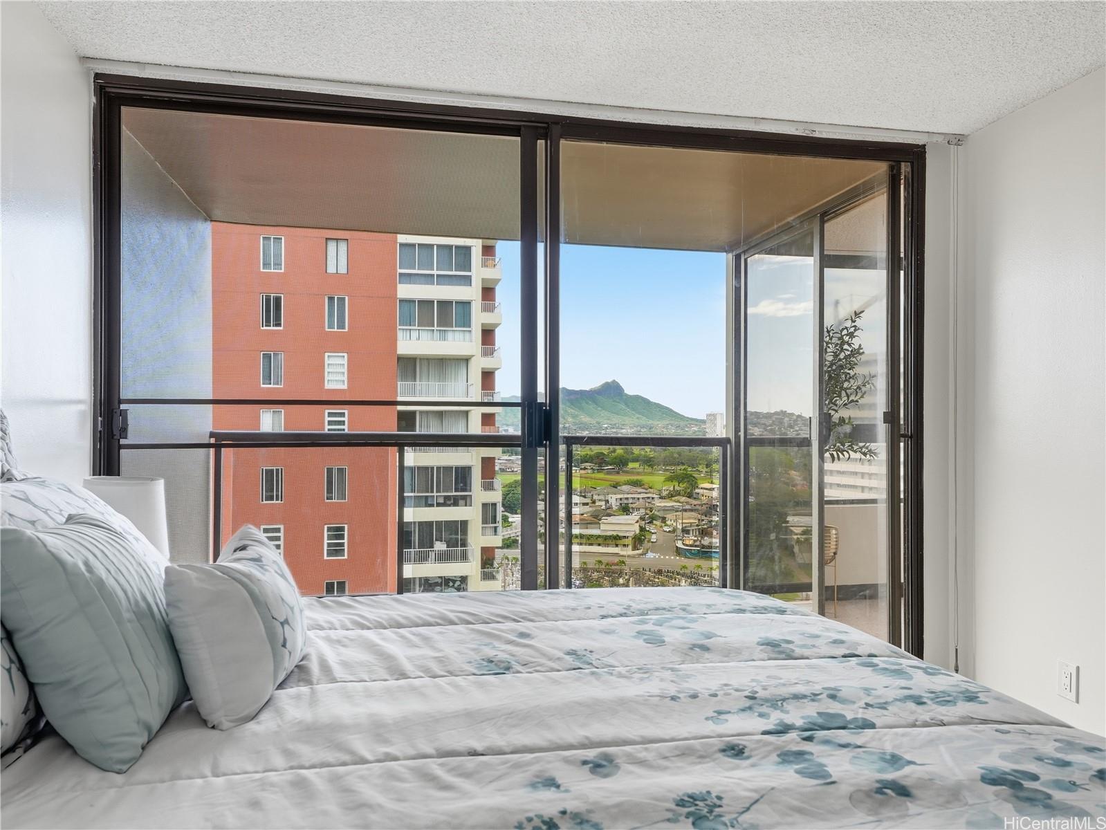 2724 Kahoaloha Lane  Unit 1805