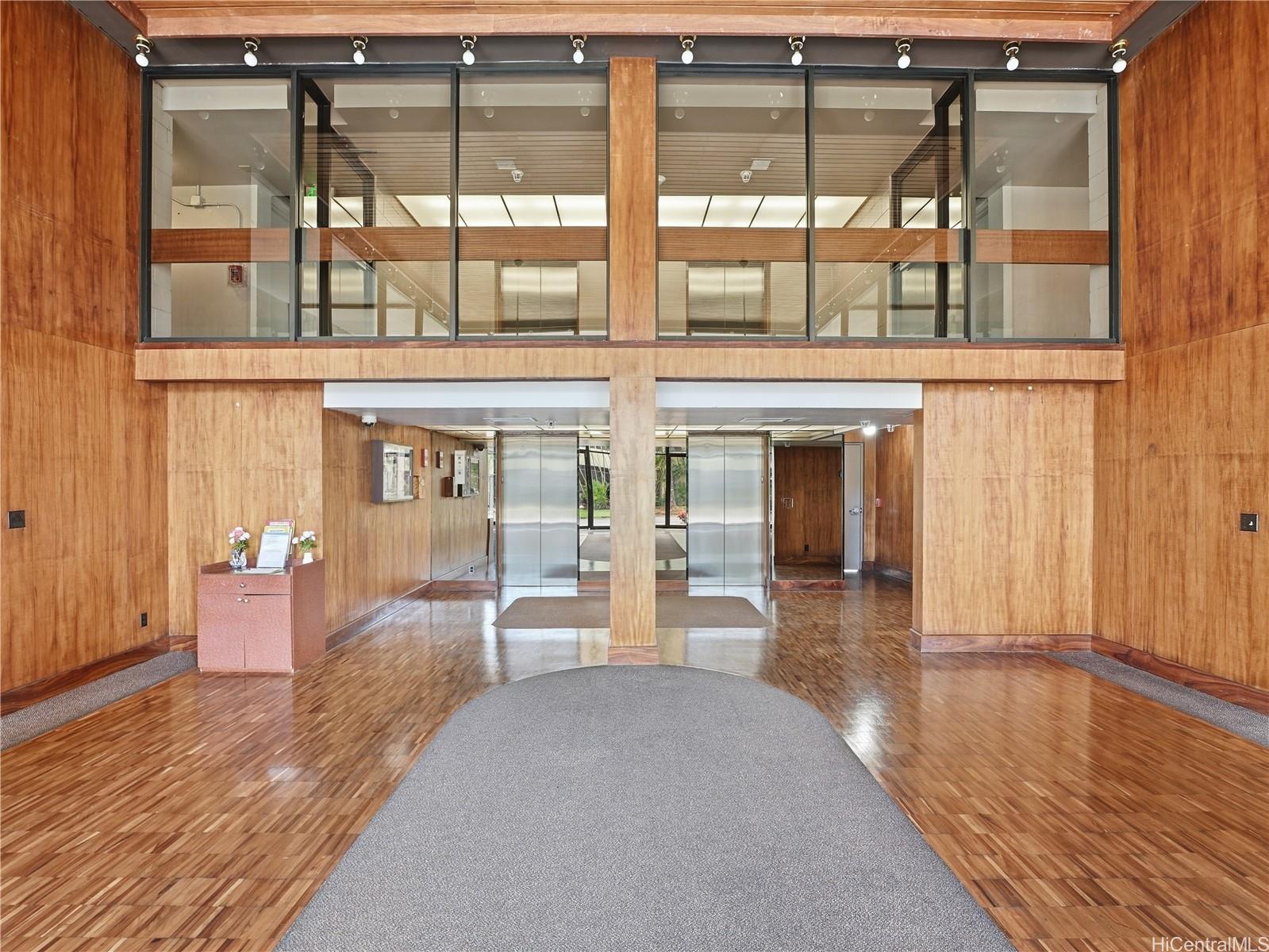 2724 Kahoaloha Lane  Unit 1805