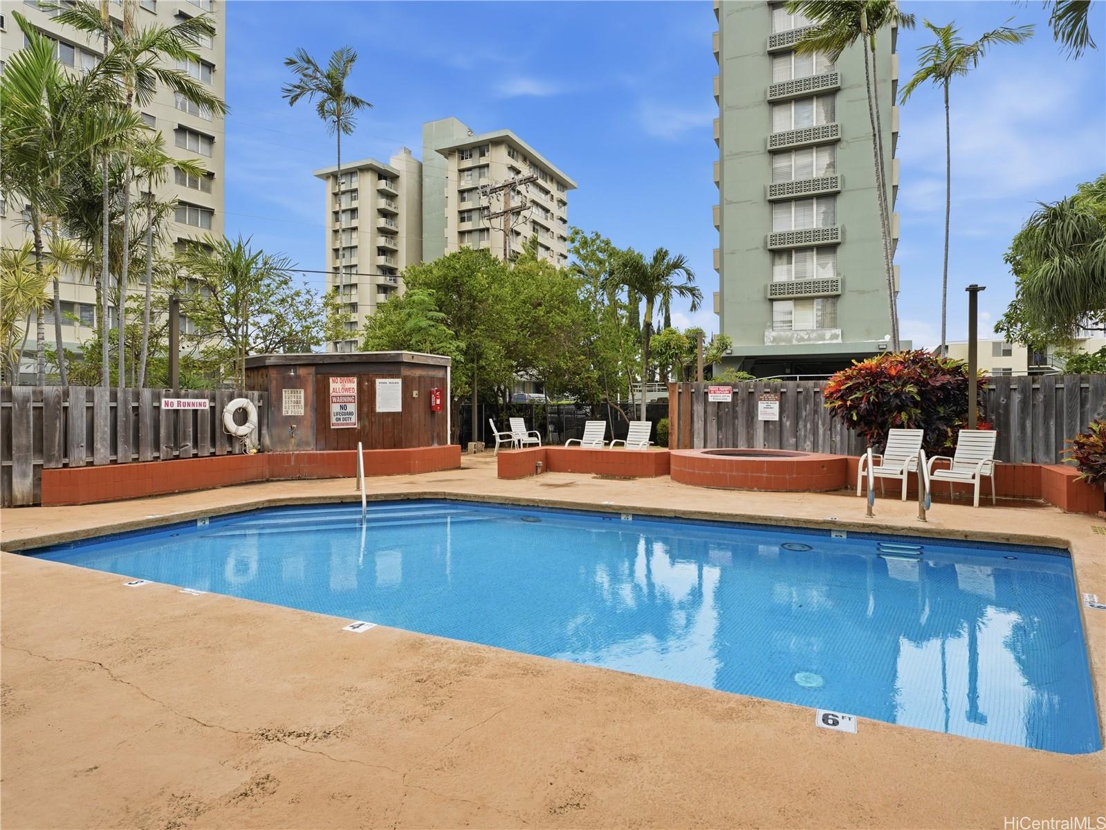 2724 Kahoaloha Lane  Unit 1805