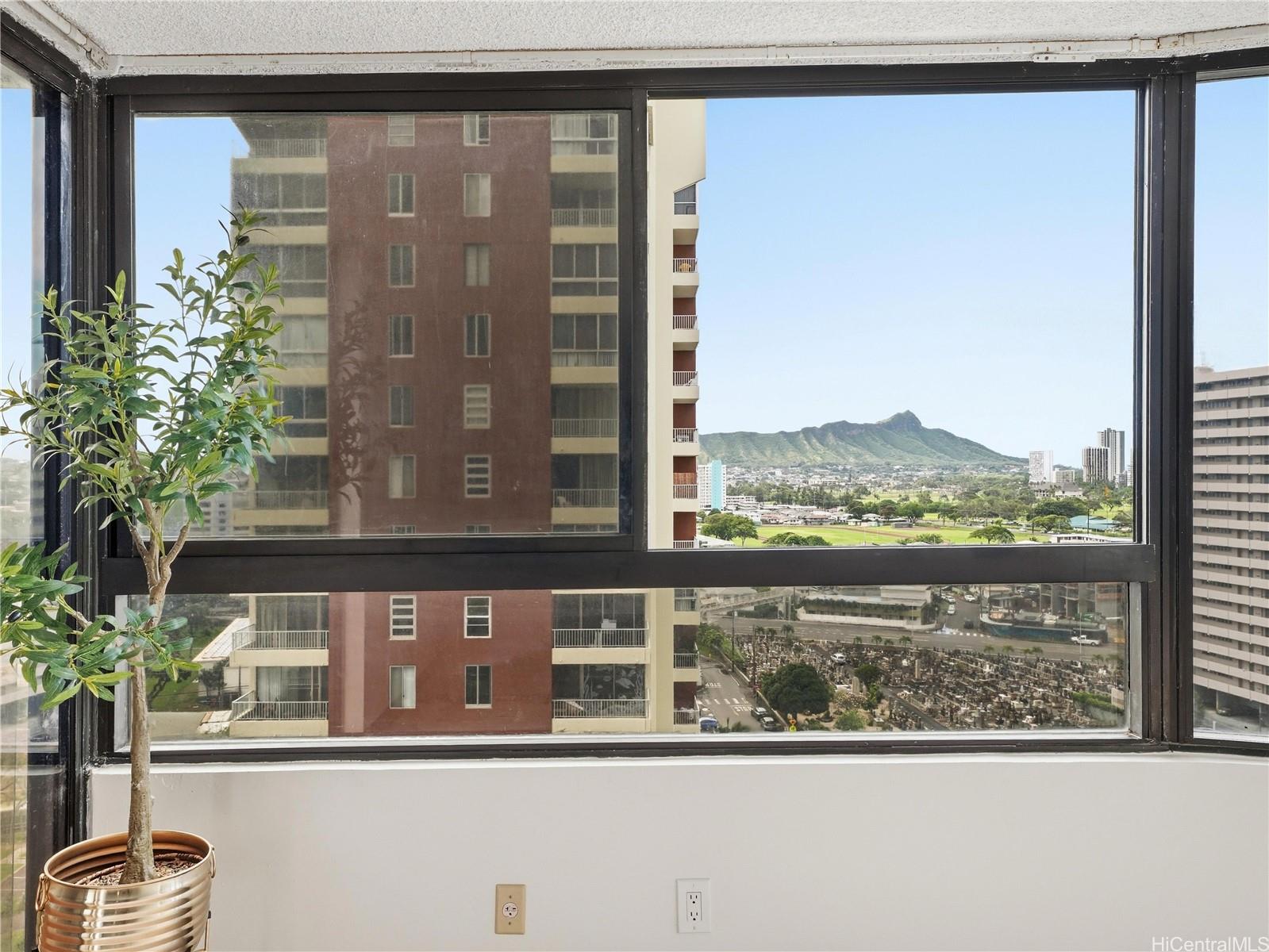 2724 Kahoaloha Lane  Unit 1805
