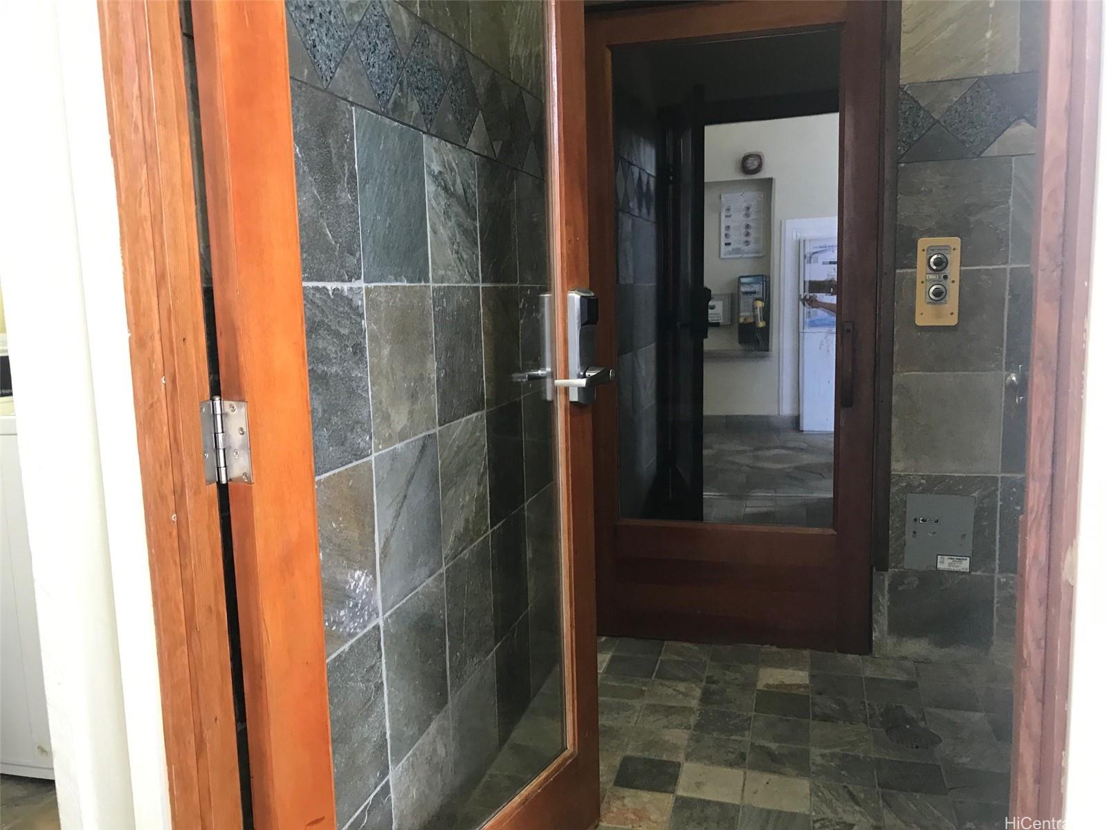 Photo 13 of 21
