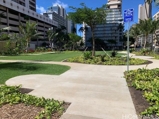Photo 20 of 21