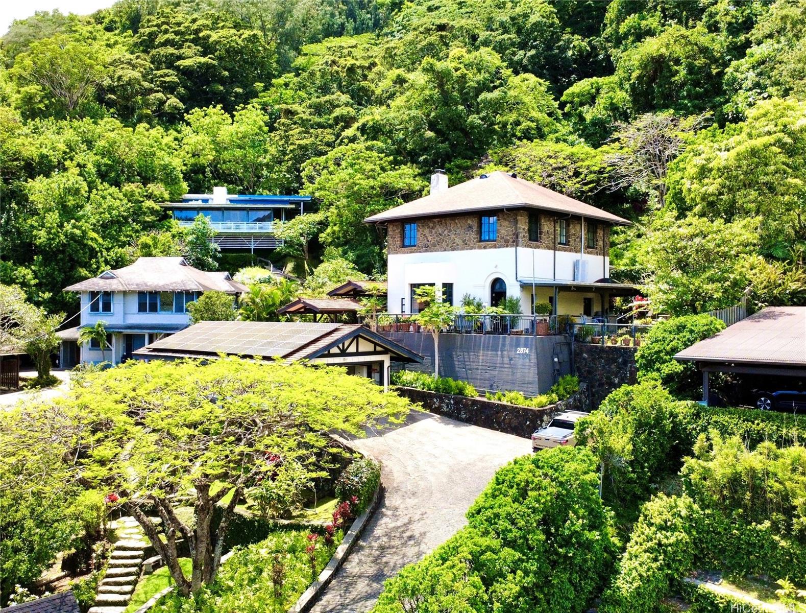 2874 Komaia Place
