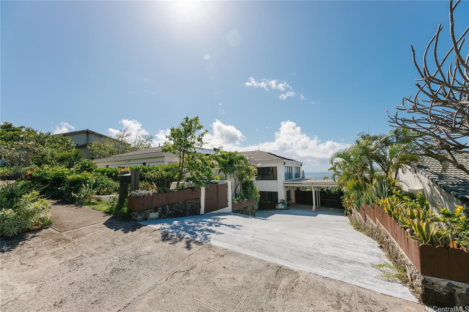 1632 Ihiloa Loop