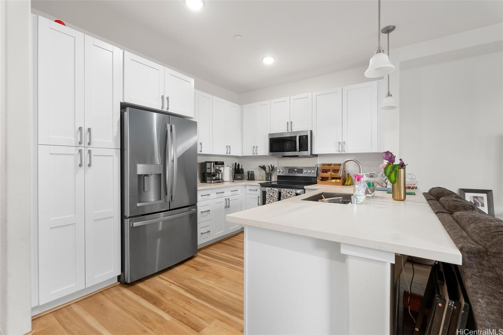 94-1188 Kalahikiola Drive 606