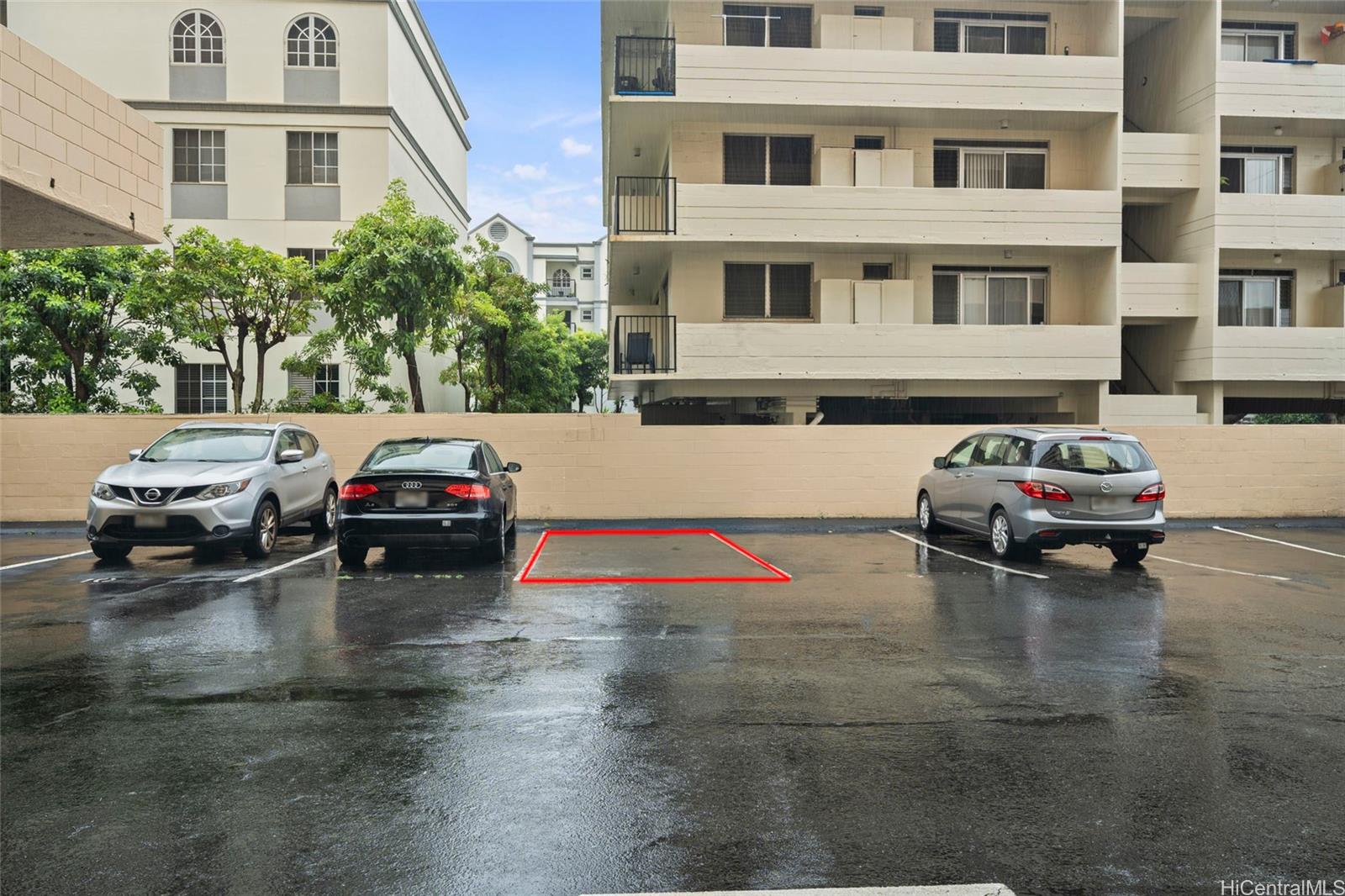 1447 Kewalo Street  Unit 307