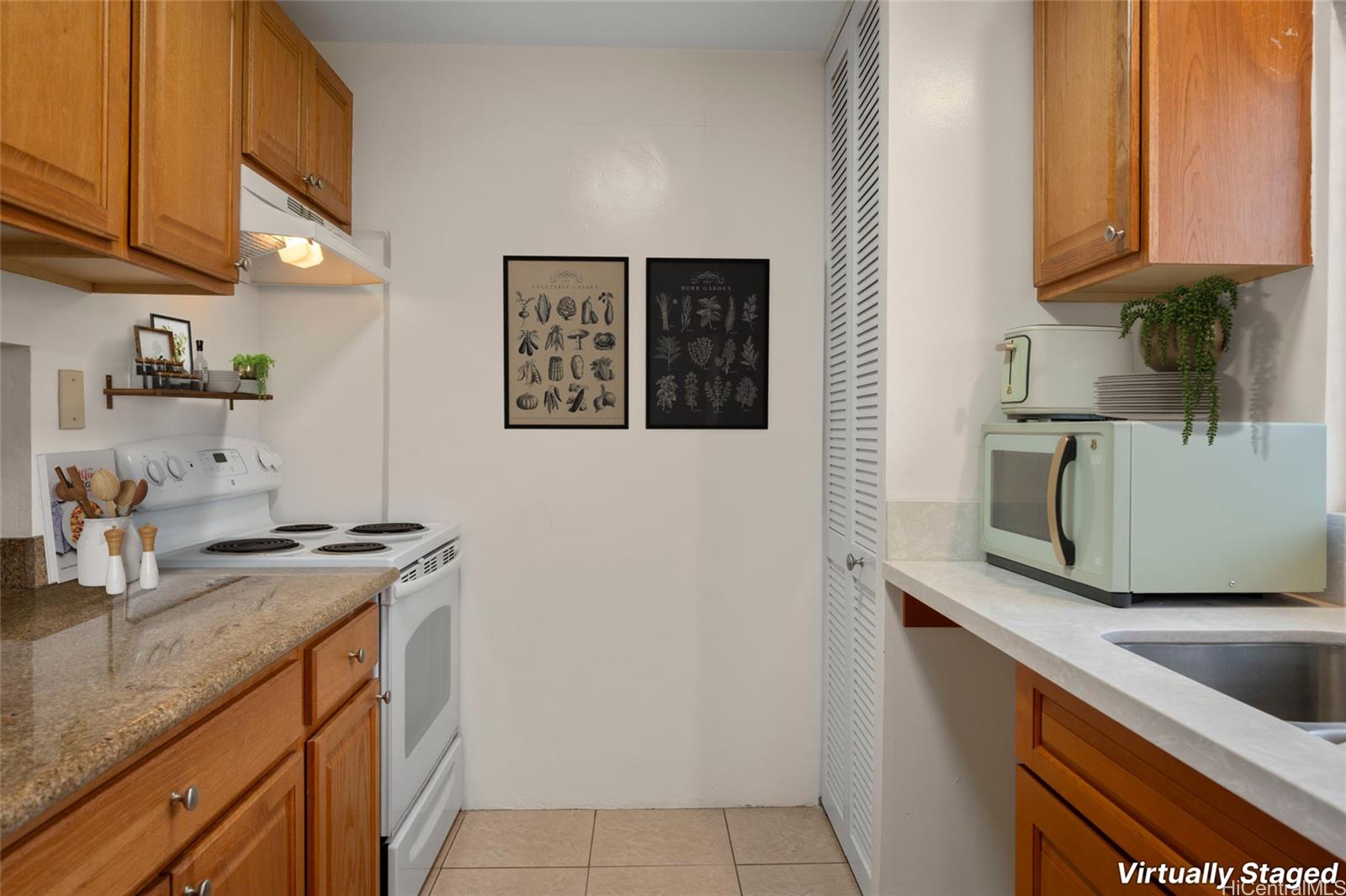 1447 Kewalo Street  Unit 307
