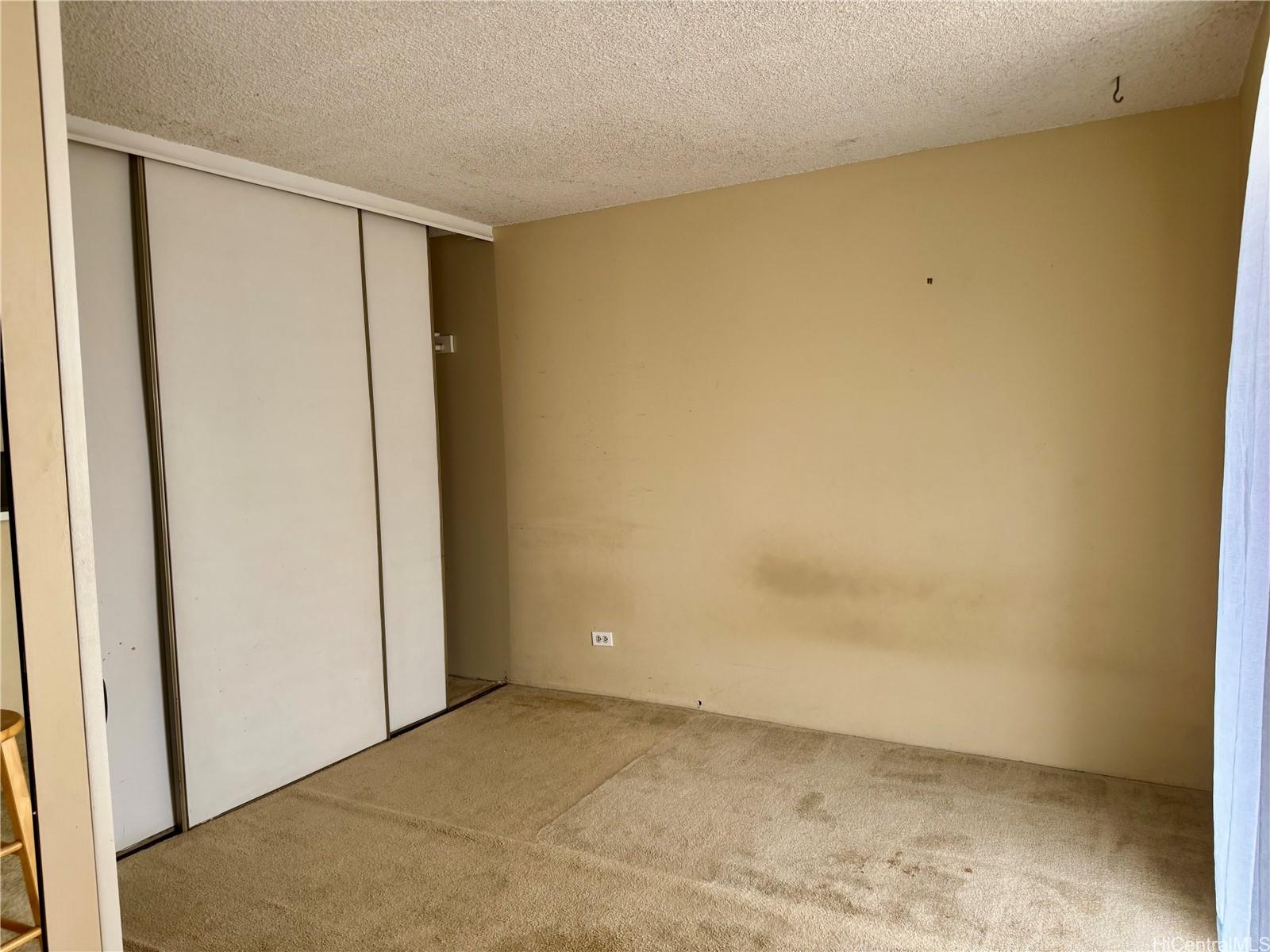Photo 10 of 21