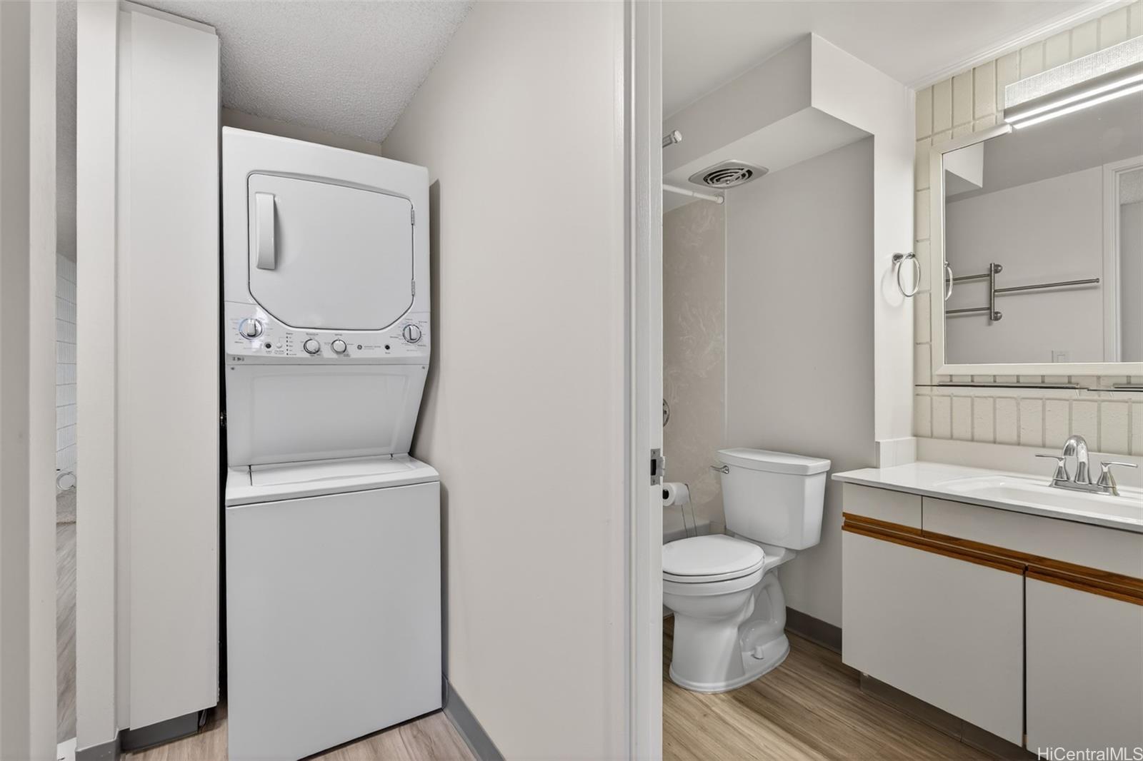 855 Makahiki Way  Unit 207