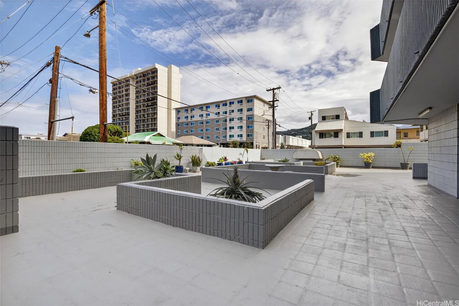 855 Makahiki Way  Unit 207