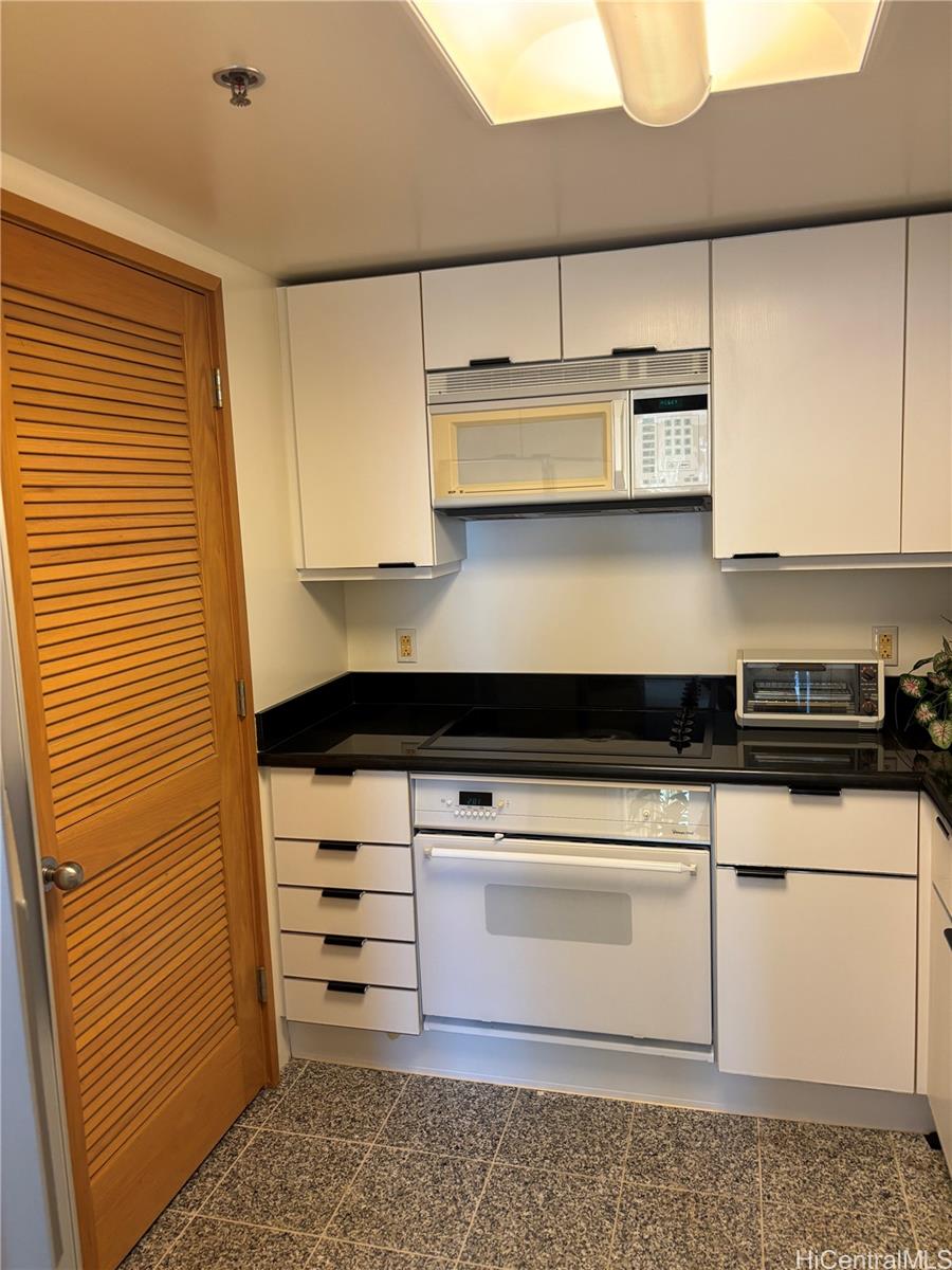 1888 Kalakaua Avenue  Unit 3106