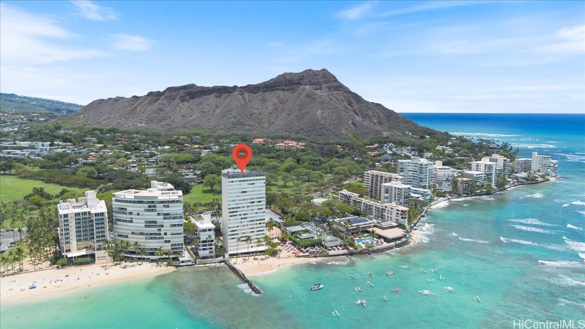 2895 Kalakaua Avenue  Unit 207