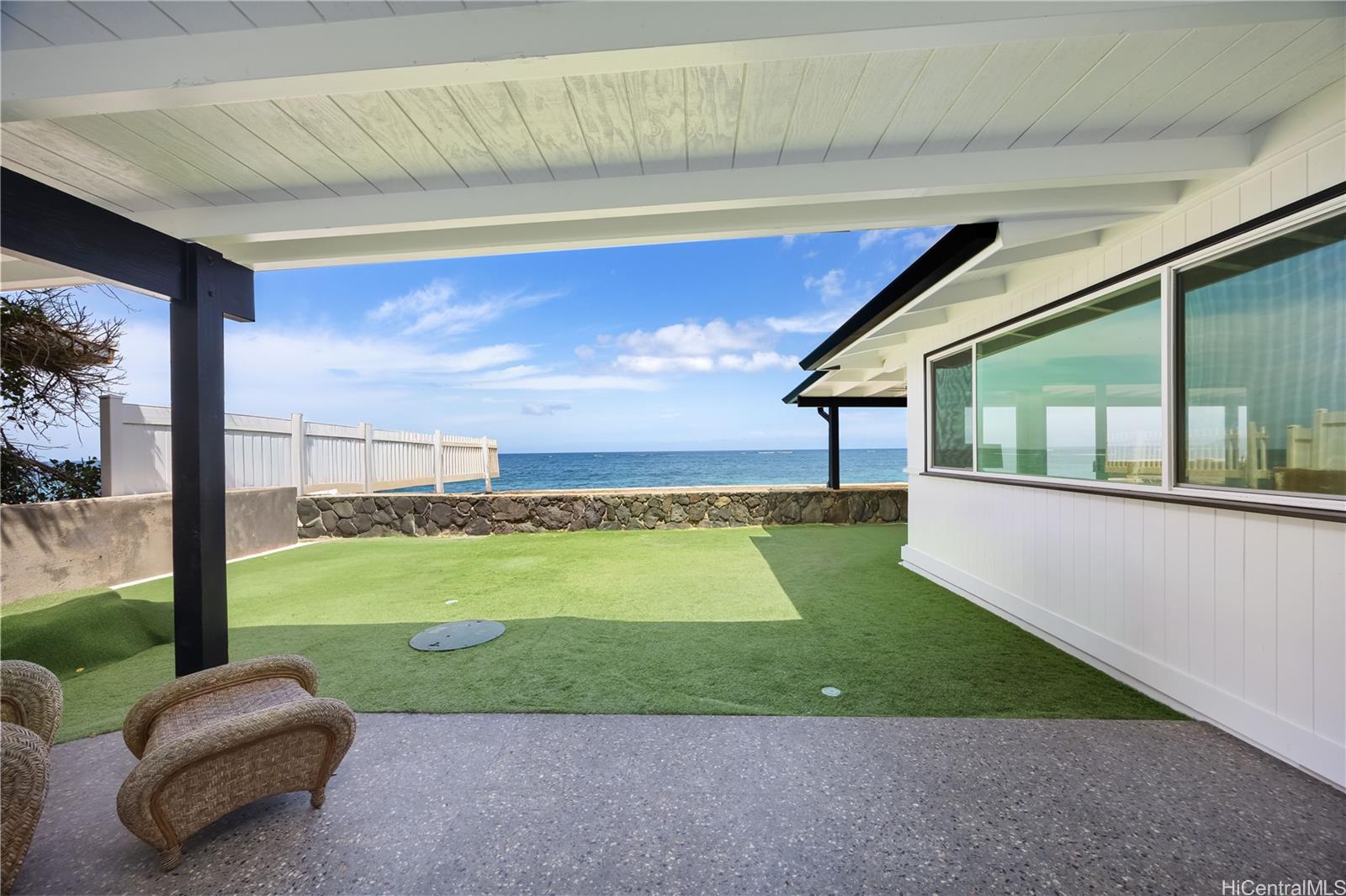 68-695 Farrington Highway