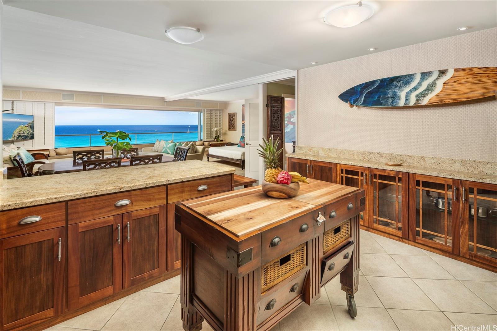 2895 Kalakaua Avenue  Unit 1404 & #1405