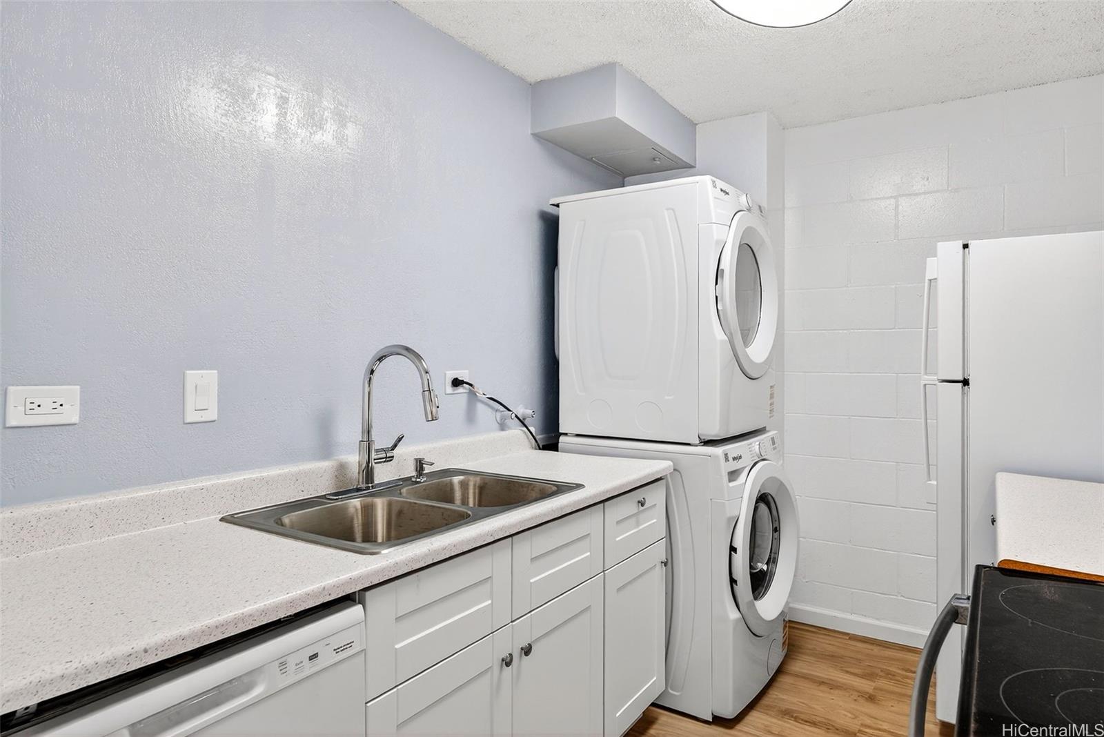 1260 Richard Lane  Unit B-602