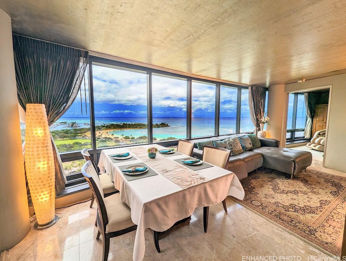 1330 Ala Moana Boulevard 2006