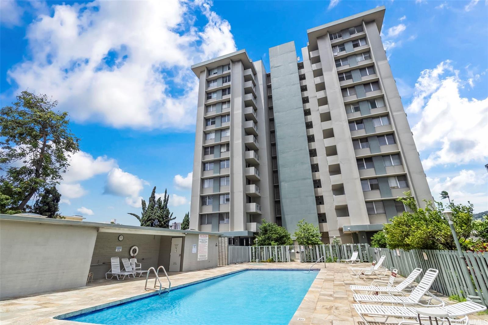 2637 Kuilei Street  Unit A104