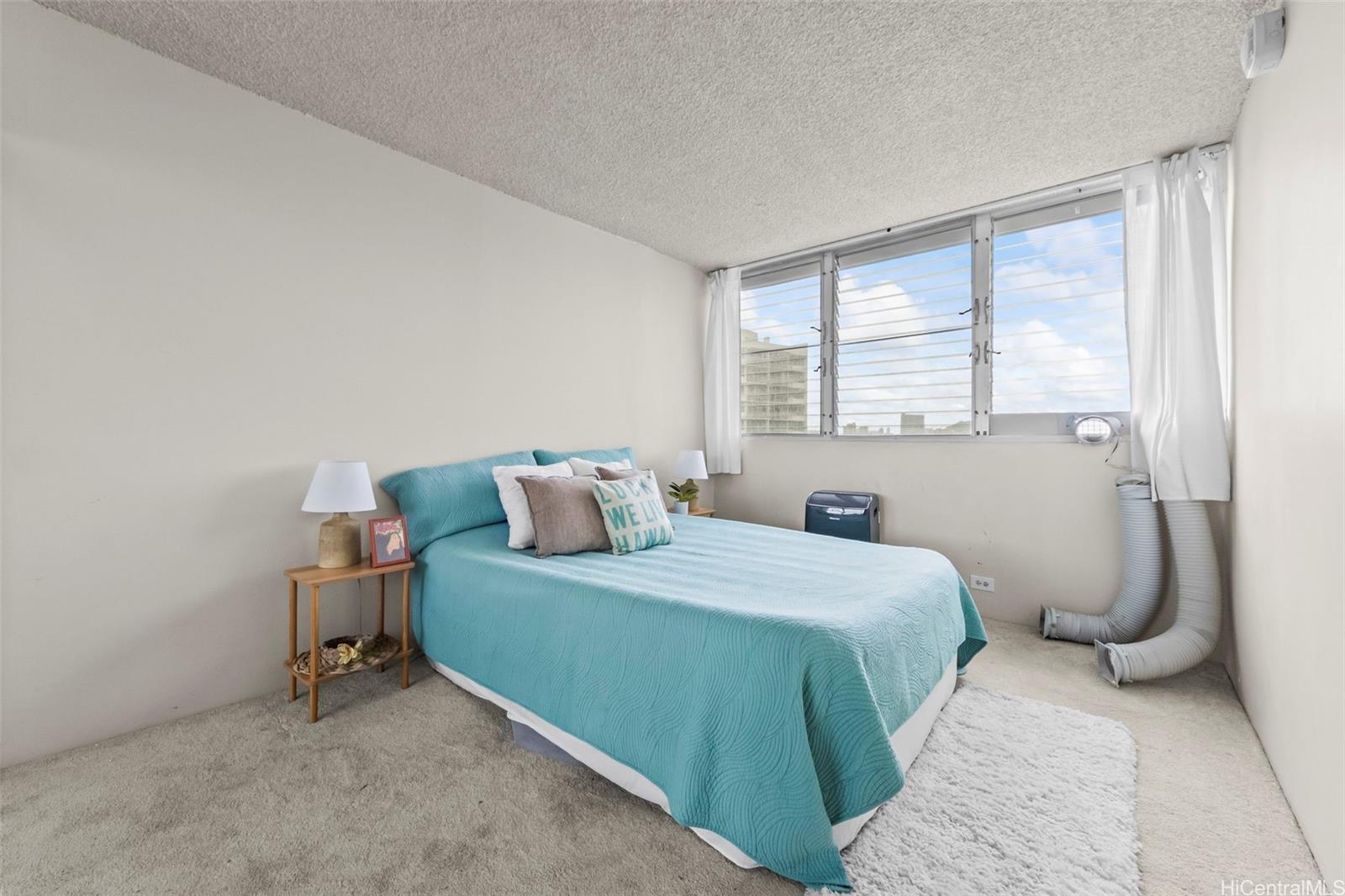 2637 Kuilei Street  Unit A104
